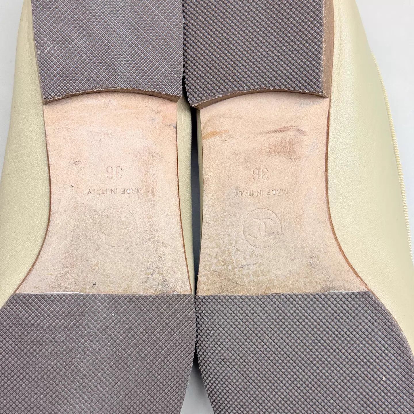 Chanel CHANEL Champagne Low-Heel Pumps Size 36 Mint Size US 5.5 / IT 35.5 - 7 Thumbnail