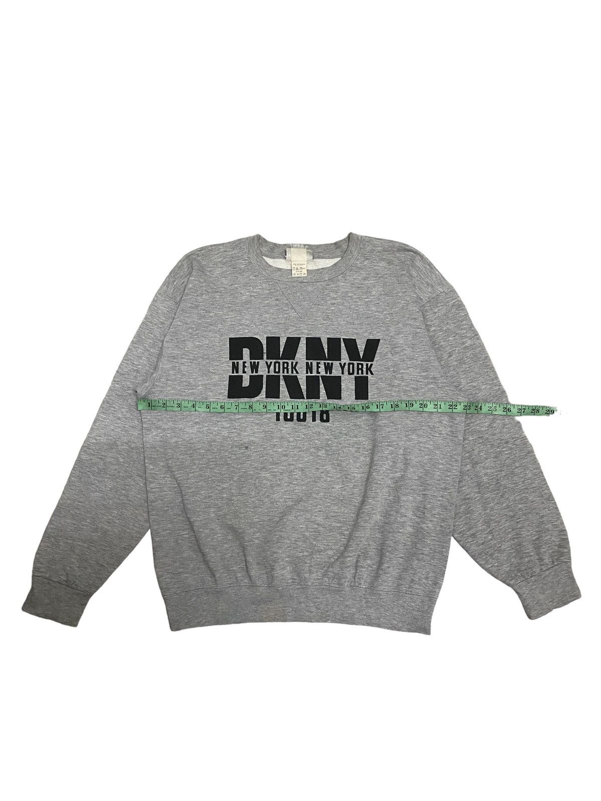 DKNY × Vintage Vintage DKNY Biglogo Sweatshirt Size US L / EU 52-54 / 3 - 6 Thumbnail