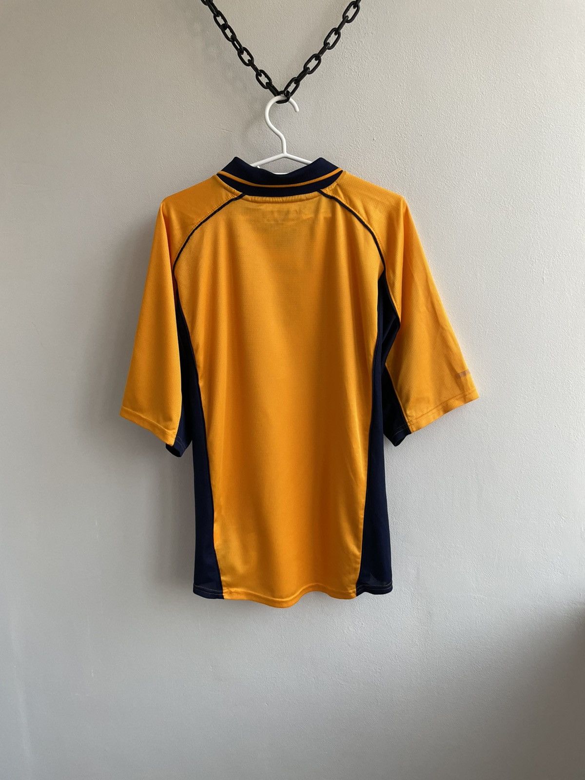 Reebok LIVERPOOL 2000 2001 2002 REEBOK SOCCER JERSEY FOOTBALL SHIRT Size US L / EU 52-54 / 3 - 14 Thumbnail