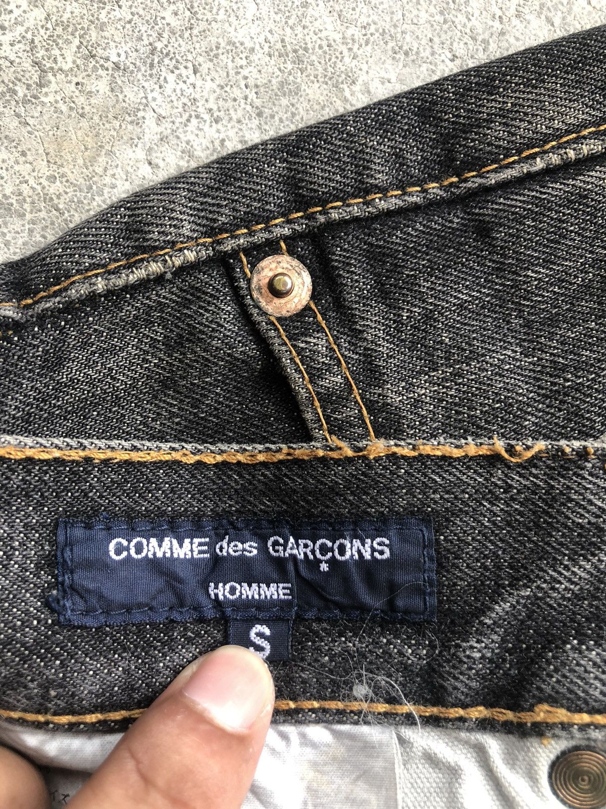 Comme des Garcons Comme des Garcons Homme Selvedge Denim Distressed Jeans Size US 32 / EU 48 - 21 Thumbnail