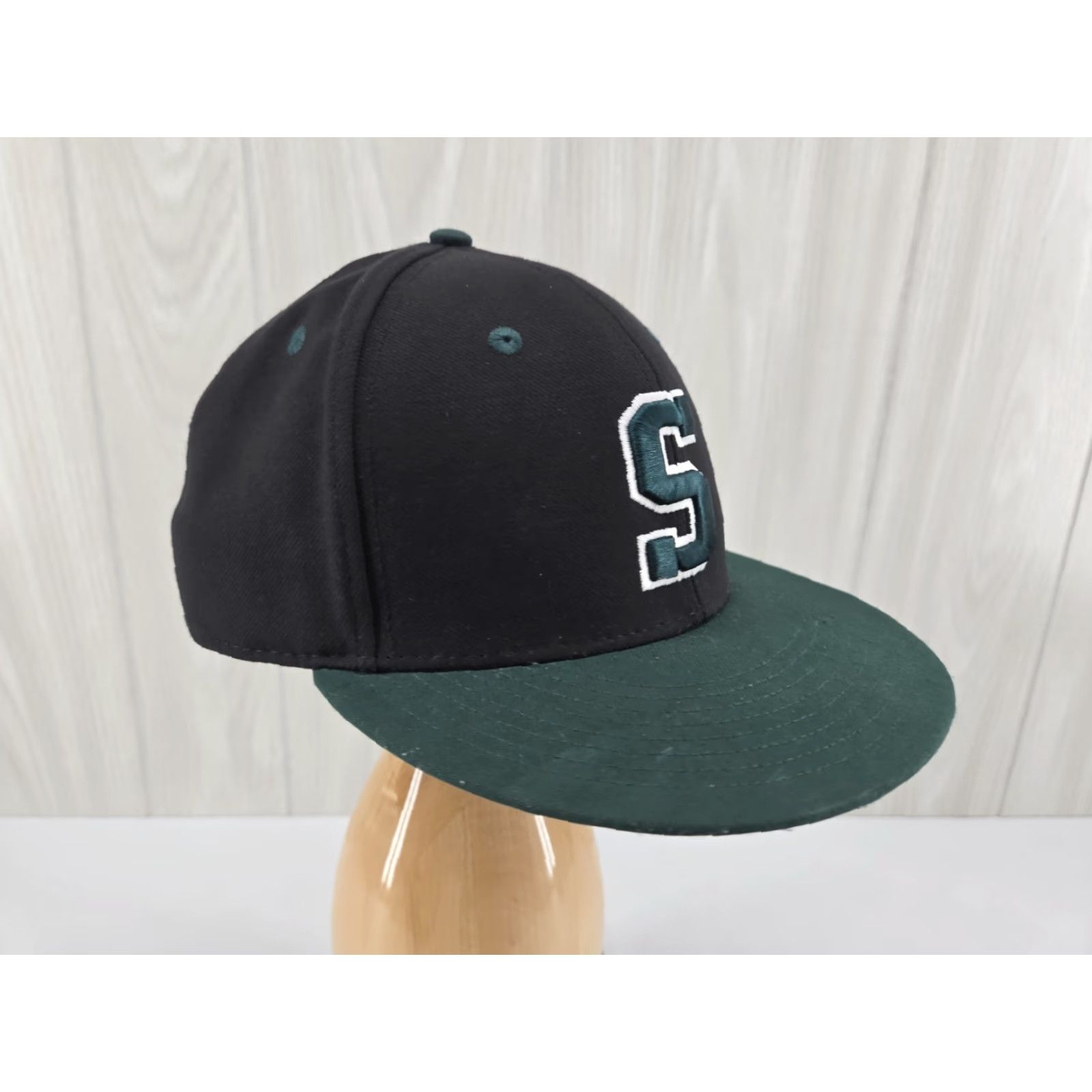 Vintage Shelton State Bucs Hat Cap Fitted 7 3/8 Tuscaloosa Alabama College Baseball Cap Mens Black Richardson Size ONE SIZE - 5 Thumbnail