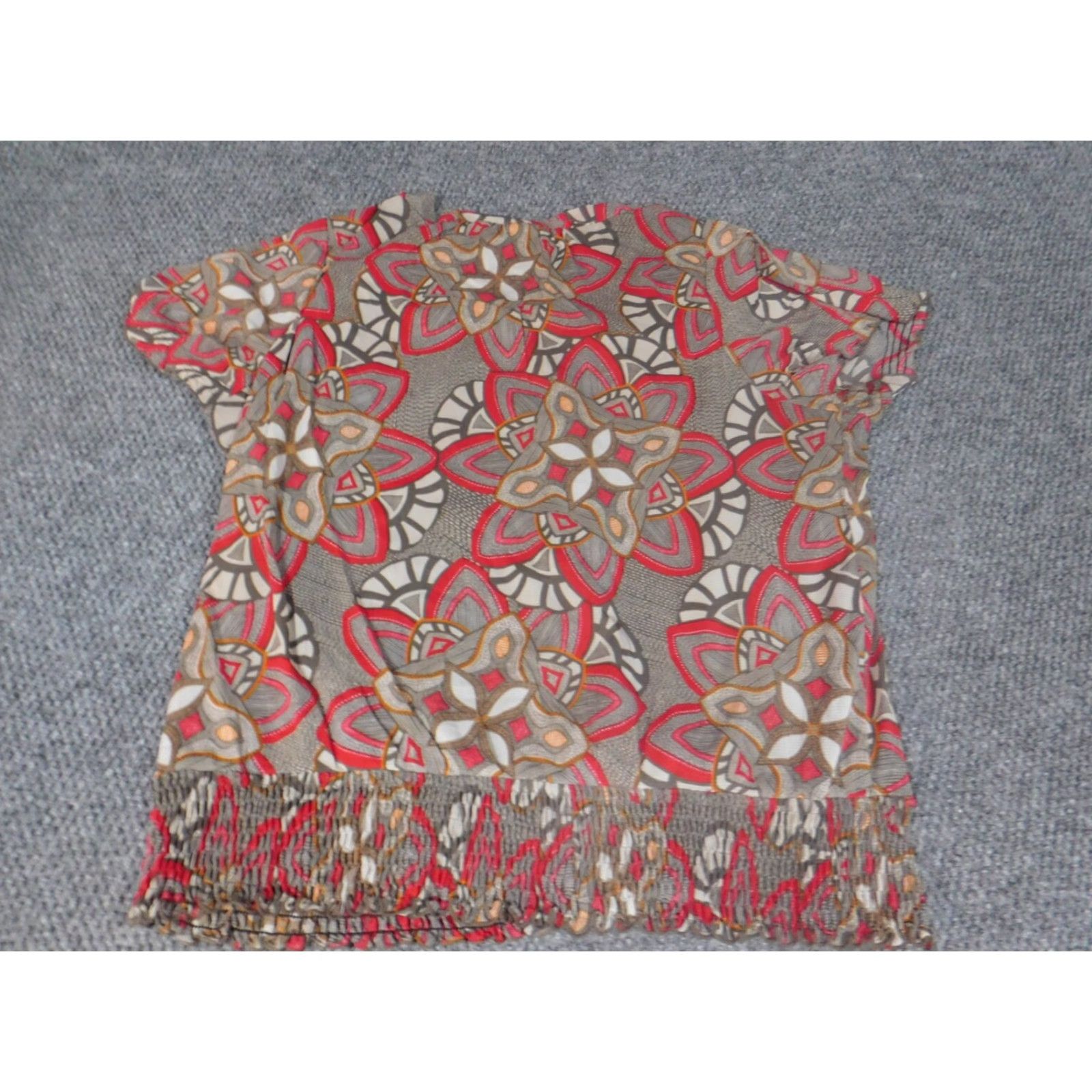 Croft & Barrow Croft & Barrow Blouse Womens 1X Red Floral Short Sleeve Collared Button Stretch Casual Nylon Size XL / US 12-14 / IT 48-50 - 7 Thumbnail