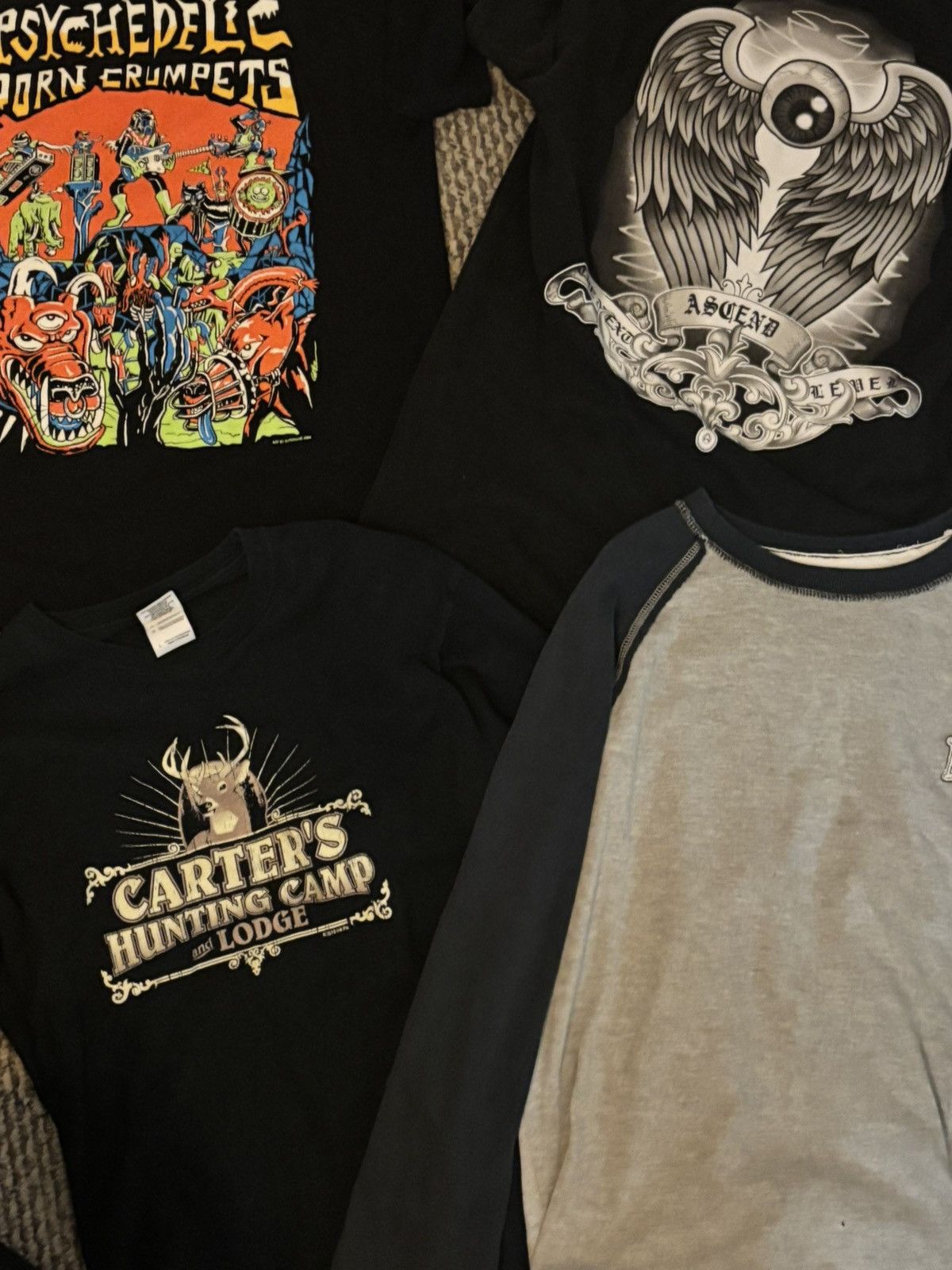 Other MYSTERY Mens y2k graphic tee bundle Size US S / EU 44-46 / 1 - 1 Thumbnail