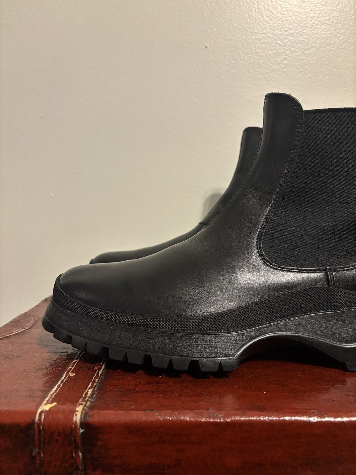 Prada Prada Brixxen Chelsea Boots Rubber Chunky Sole Size US 7.5 / EU 40-41 - 8 Thumbnail
