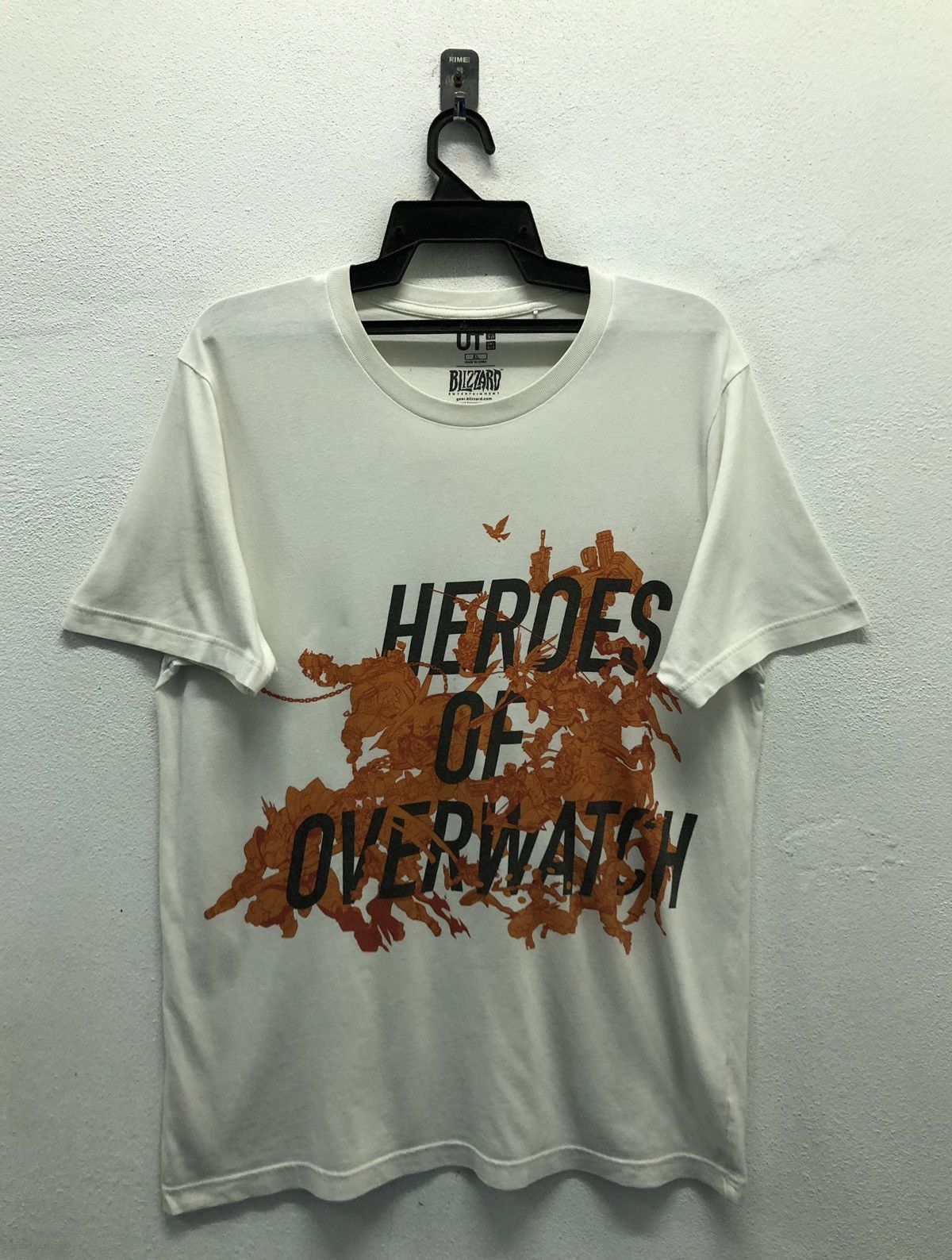 Uniqlo Uniqlo Blizzard Entertainment Heroes Of Overwatch T-Shirt Size US XL / EU 56 / 4 - 1 Thumbnail