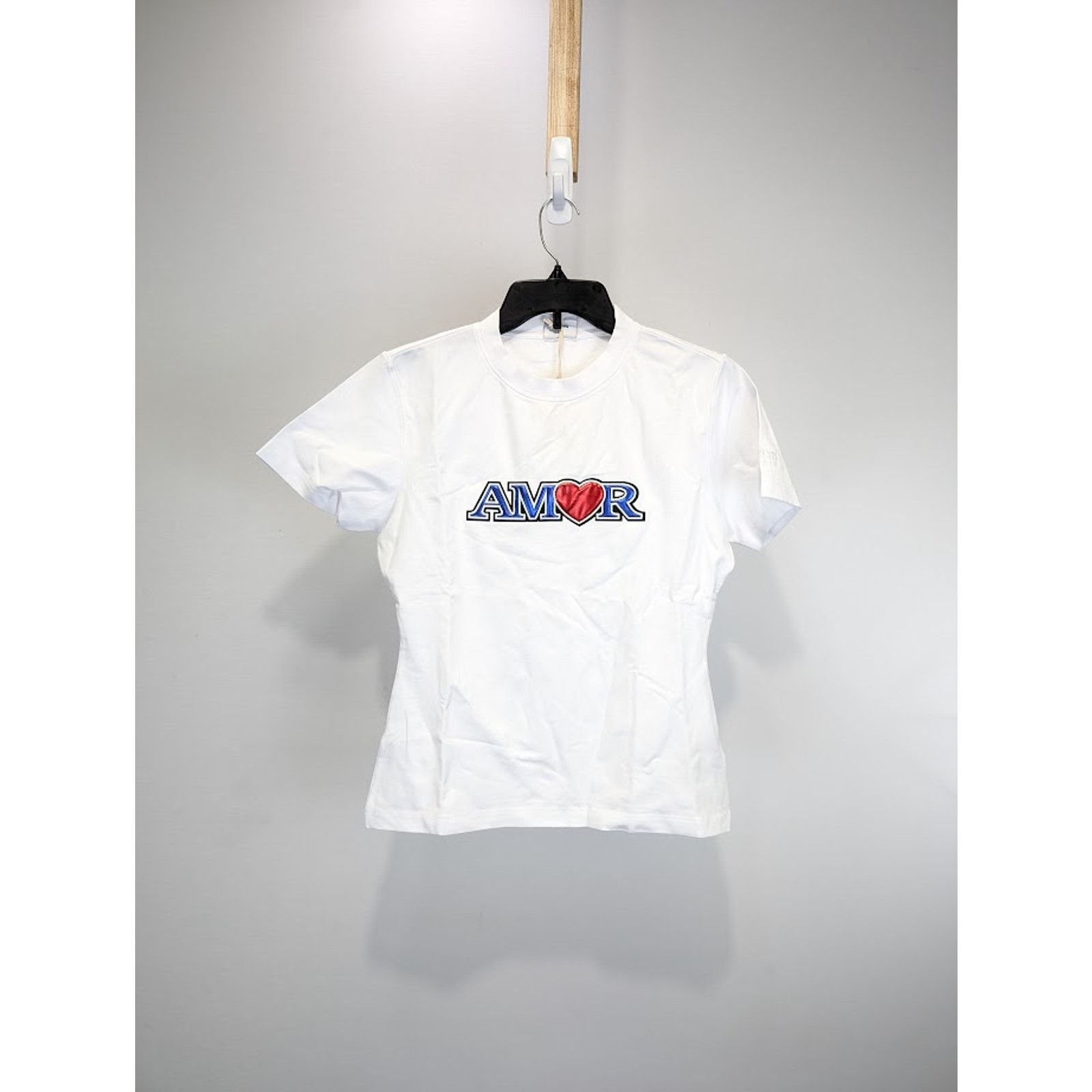 o1rshd1 Amor Fitted T-Shirt in White