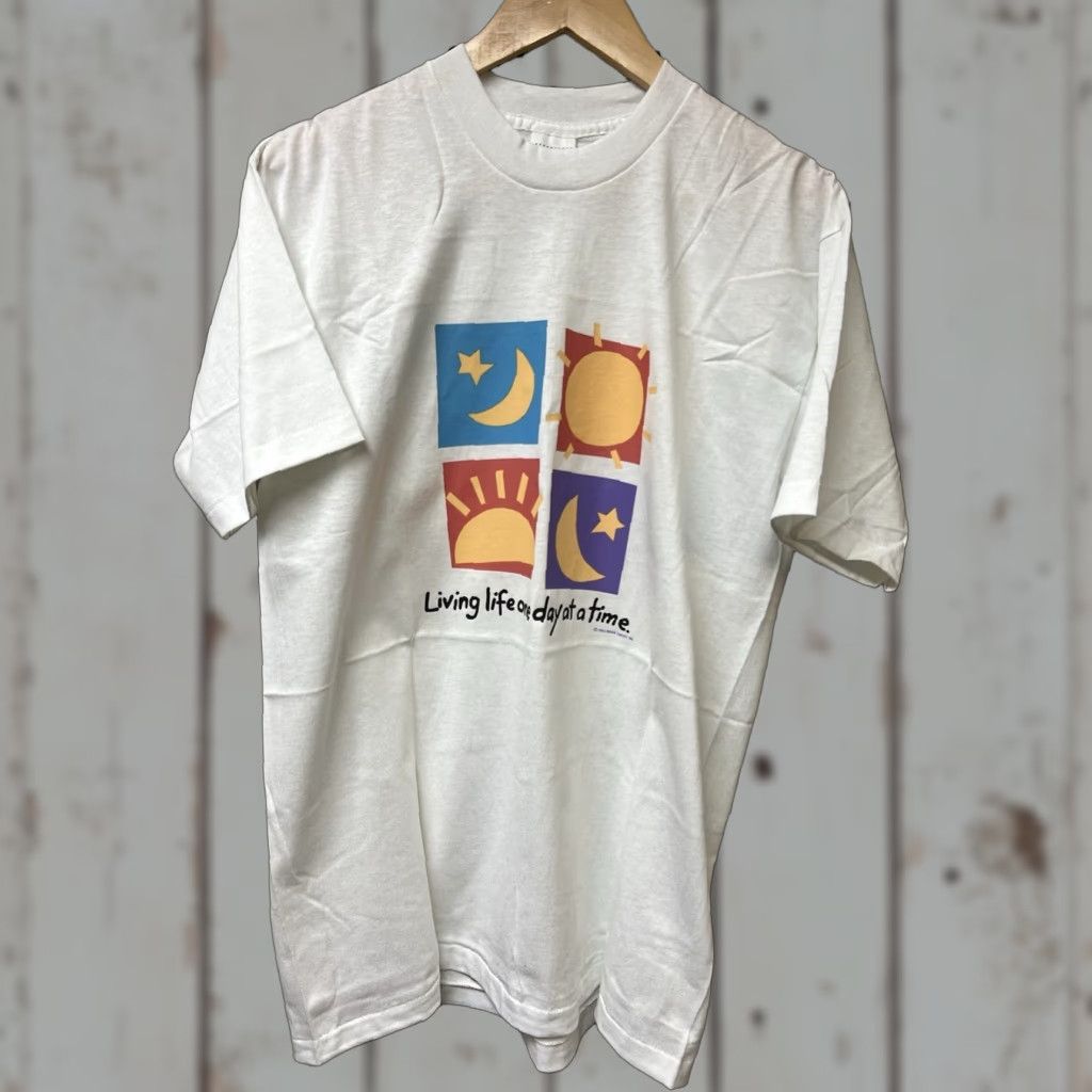 Vintage VINTAGE Center Star T-Shirt XL Men White Short Sleeve Crew Neck Graphic Print 90s Quotes One Day At A Time Size US XL / EU 56 / 4 - 1 Thumbnail