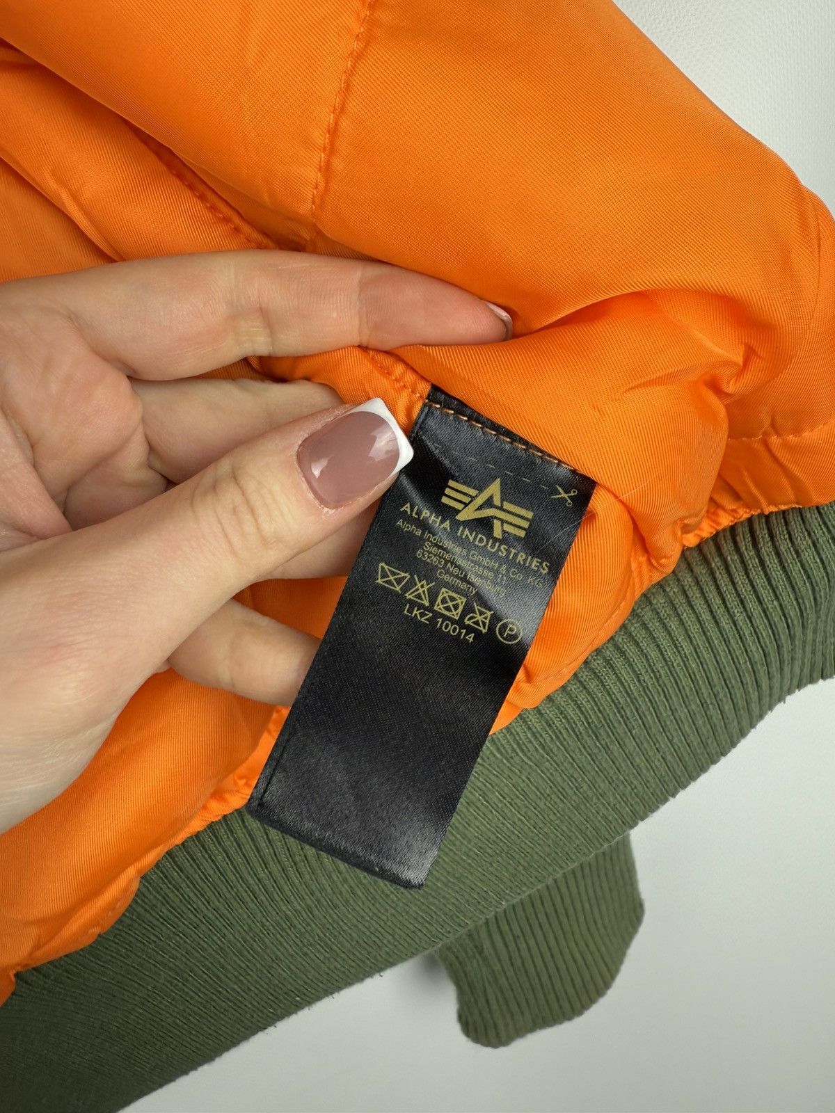Alpha Industries Alpha Industries Ladies Military Style Bomber Jacket Size XS / US 0-2 / IT 36-38 - 21 Thumbnail