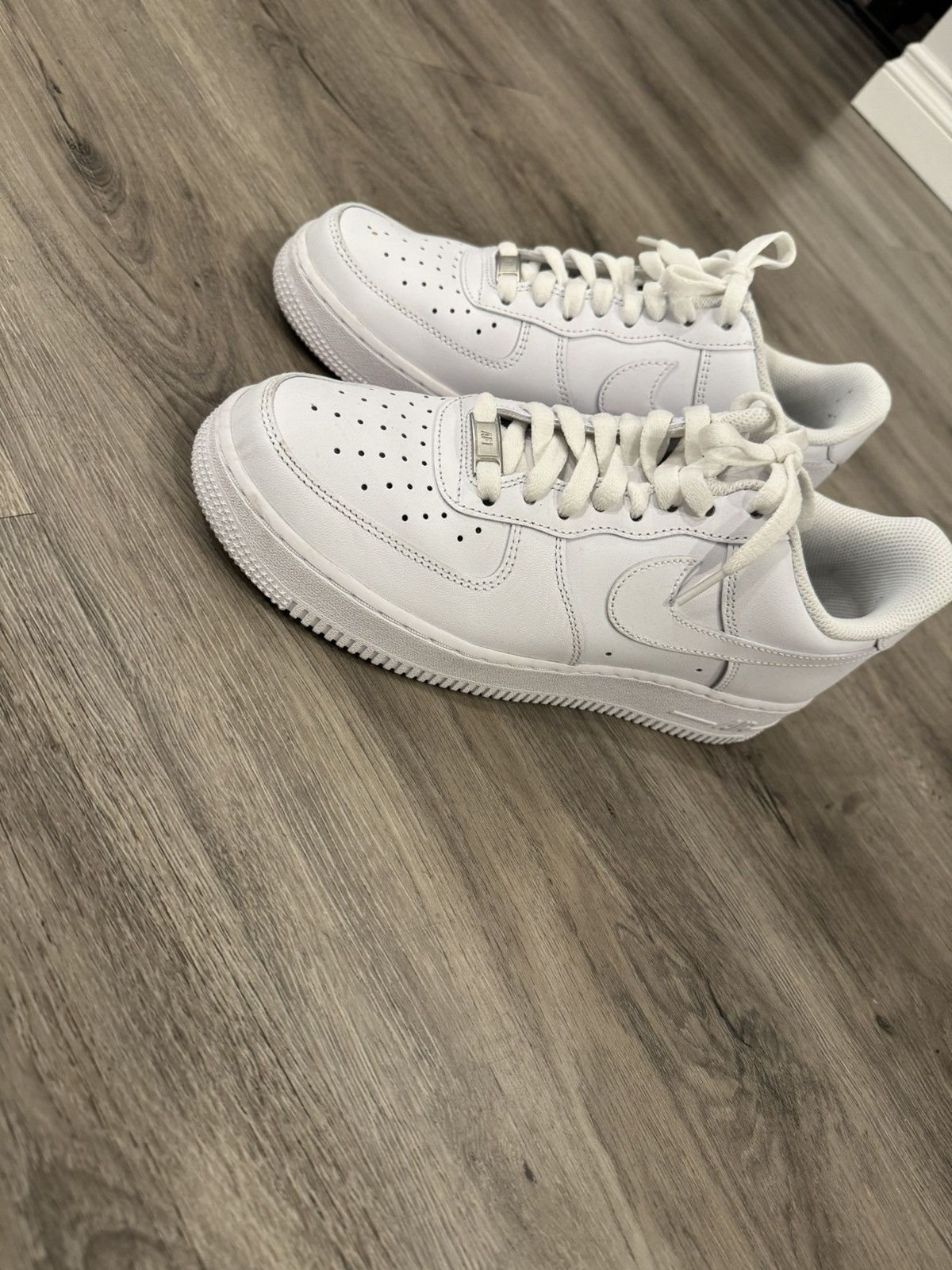 image of Nike White Af1 Shoes, Men's (Size 8.5)