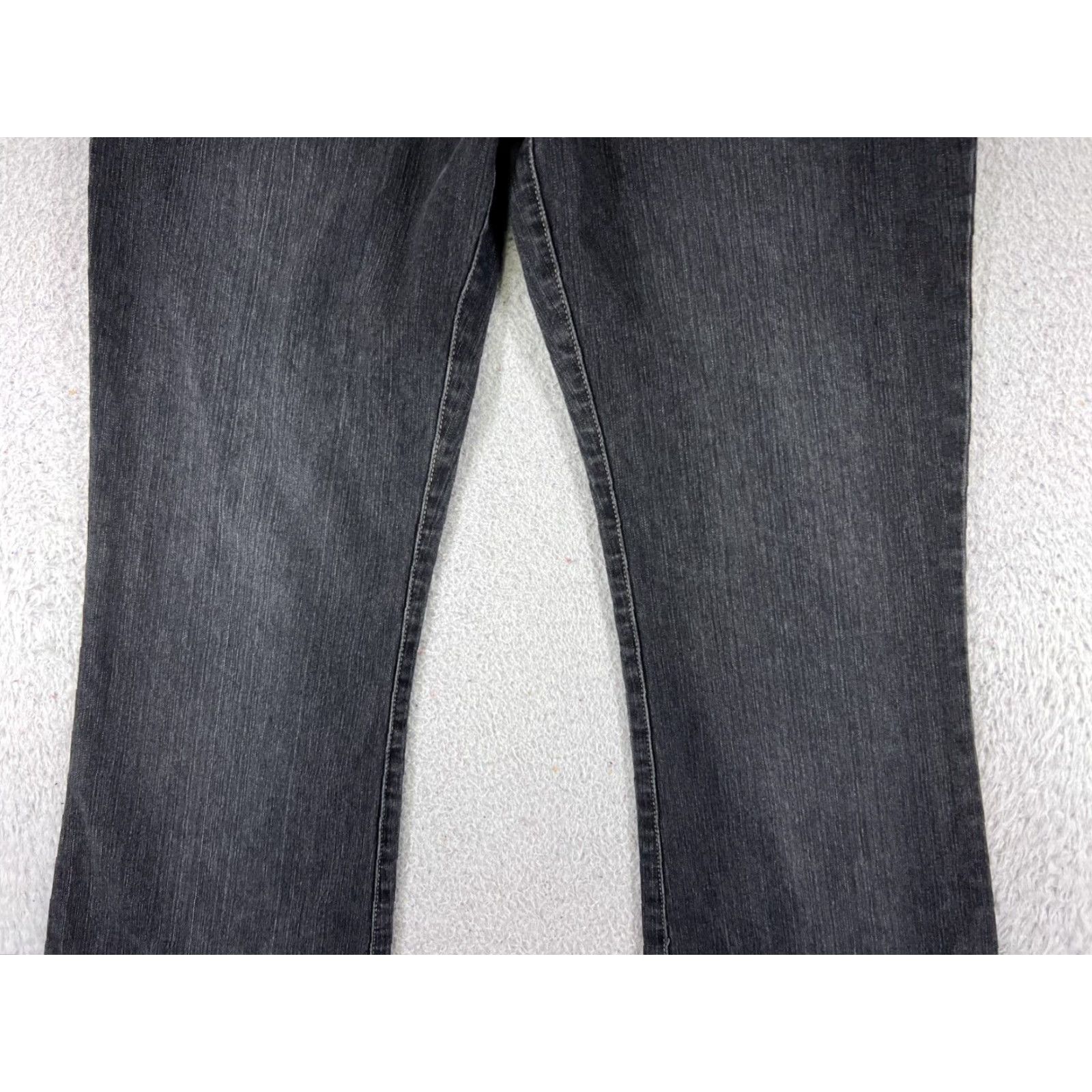 Lee Lee Riders Jeans Womens 9 Black Denim Flared Mid Rise 29x30 Cotton Blend 5-Pocket Design Lee Brand Shirt? Size 30" / US 8 / IT 44 - 3 Thumbnail