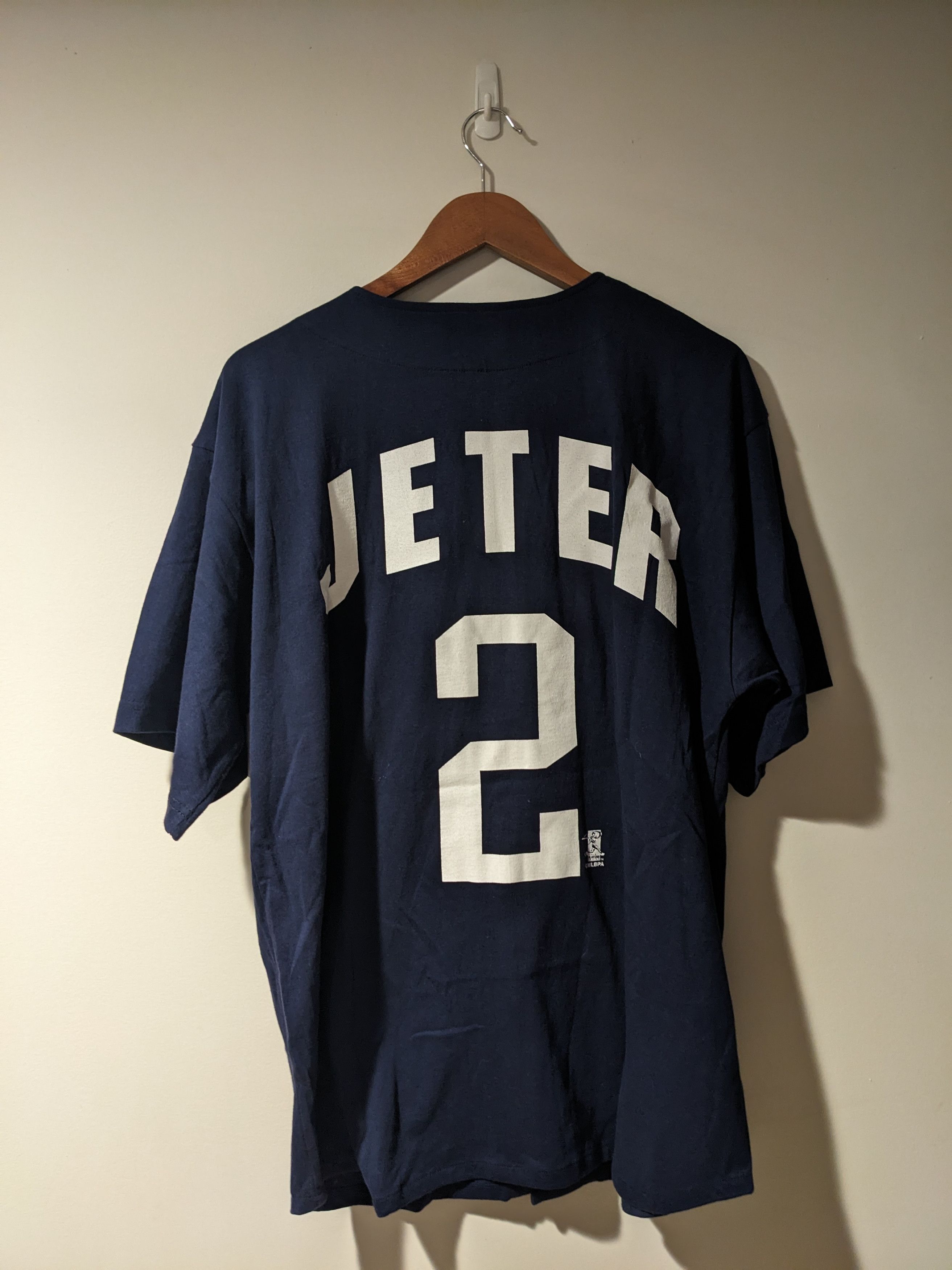 Vintage 2000 Derek Jeter New York Yankees Logo Jersey