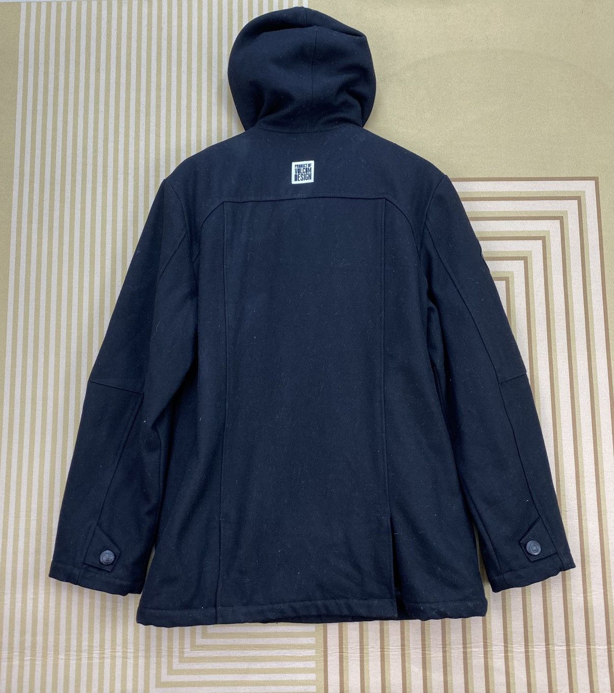 Volcom 🫶 Volcom black wool featuring a quilted red lining and hood Size US M / EU 48-50 / 2 - 2 Thumbnail