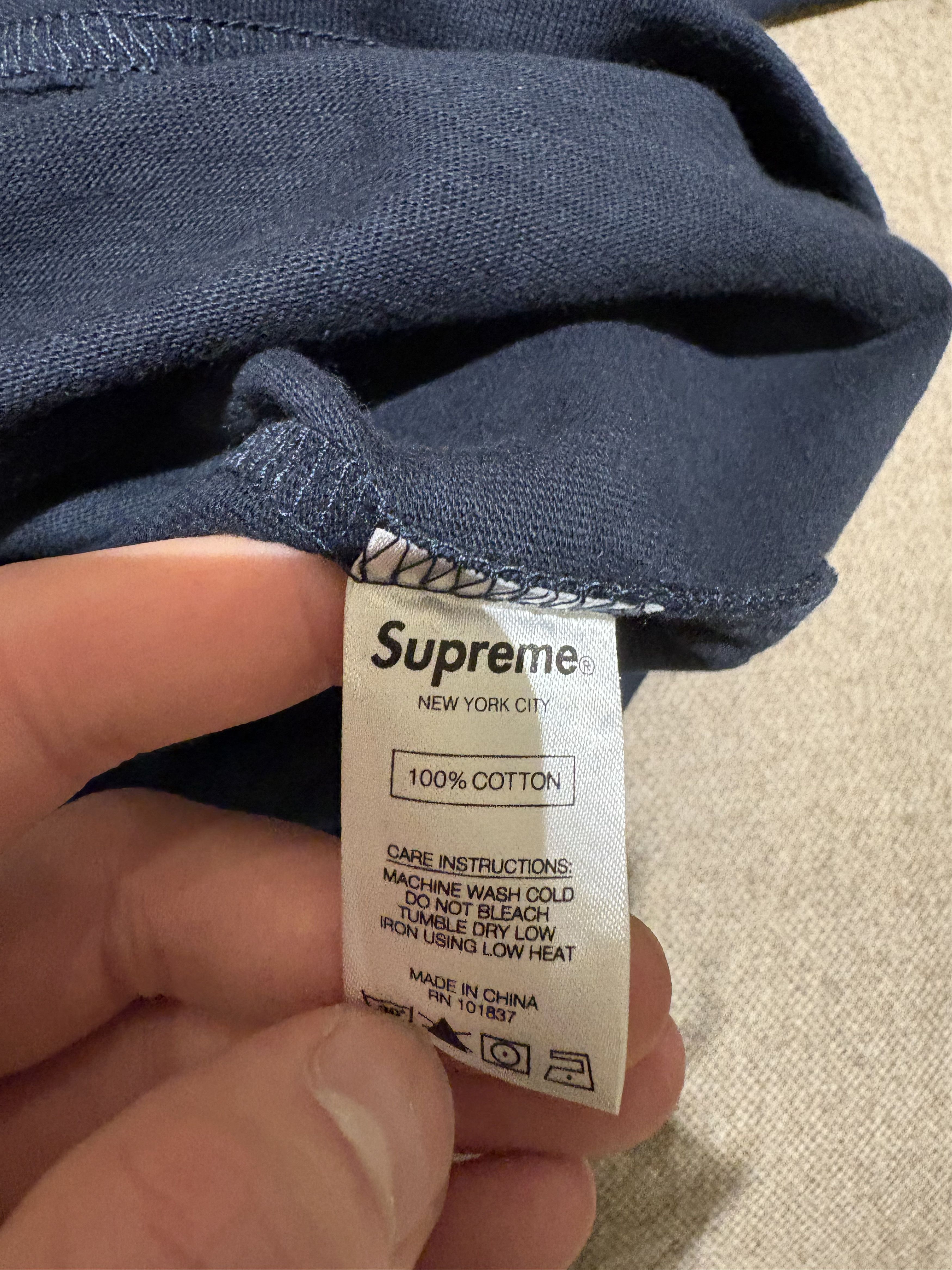 Supreme Supreme Gradient Arc Top Size US L / EU 52-54 / 3 - 3 Thumbnail