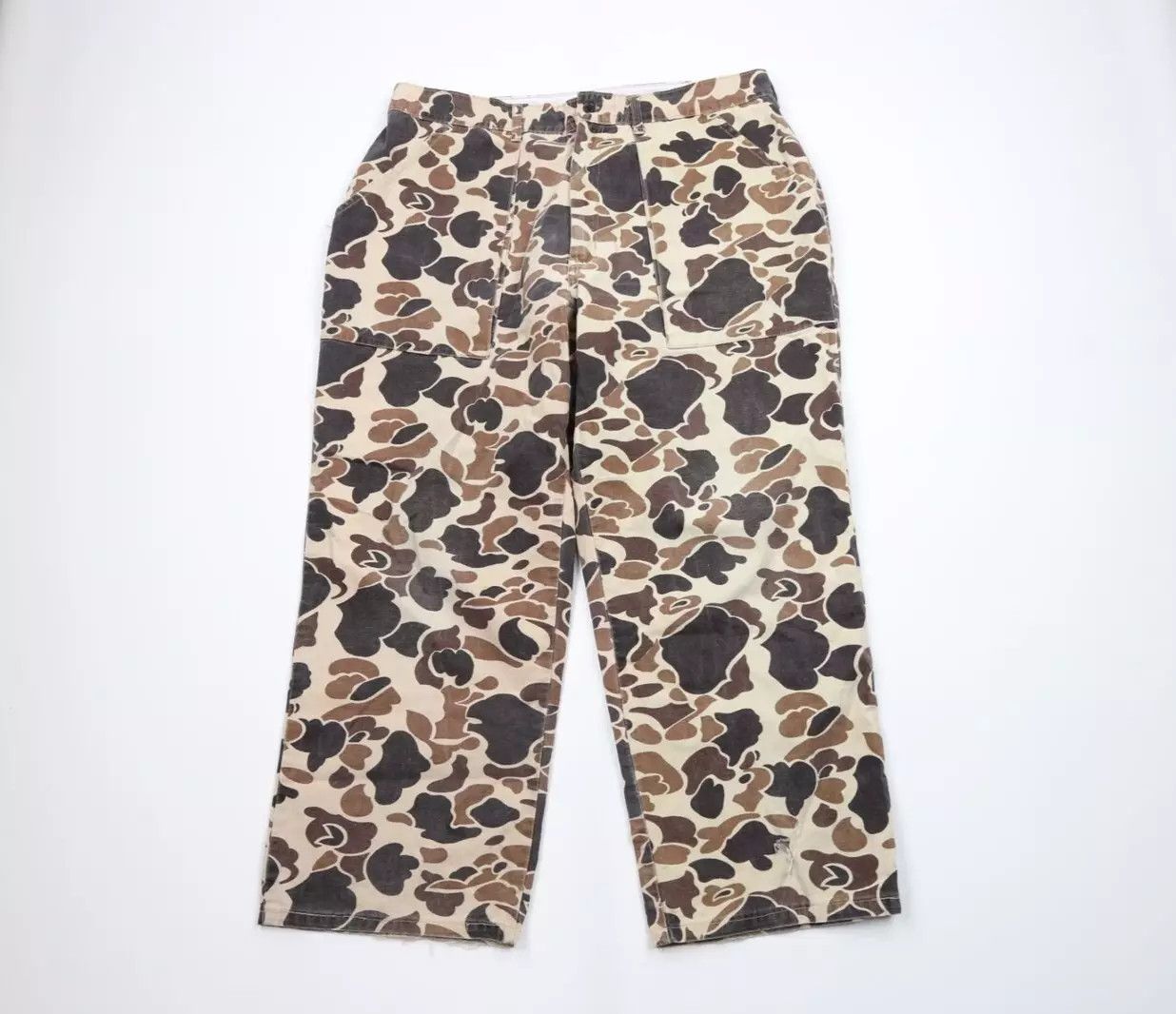 Vintage Vintage 90s Streetwear Duck Camouflage Wide Leg Pants Size US 36 / EU 52 - 1 Thumbnail