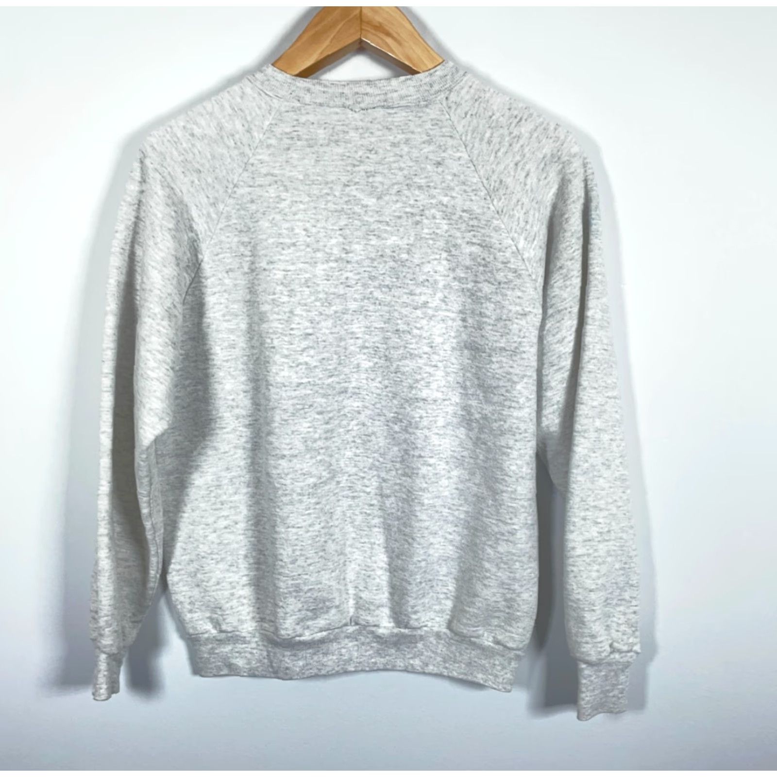 Vintage VINTAGE Yorkshire Terrier Spoil Sweatshirt Shirt Womens Adult Medium Heather Gray Raglan Sleeves 80s Dog Size M / US 6-8 / IT 42-44 - 2 Thumbnail