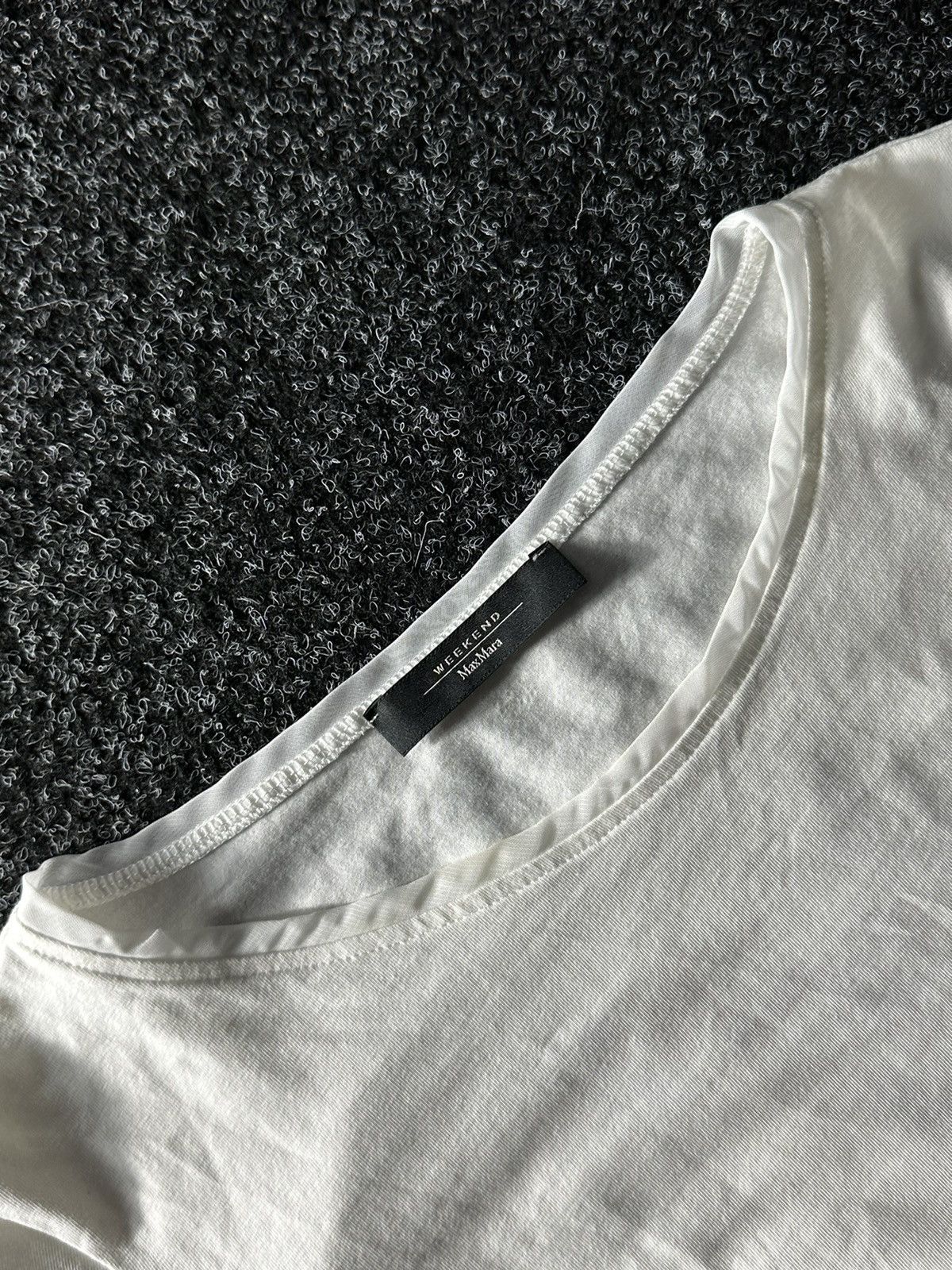 Max Mara × Weekend Max Mara Vintage RARE Max Mara weekend blank tee with logo Size S-M Size M / US 6-8 / IT 42-44 - 5 Thumbnail