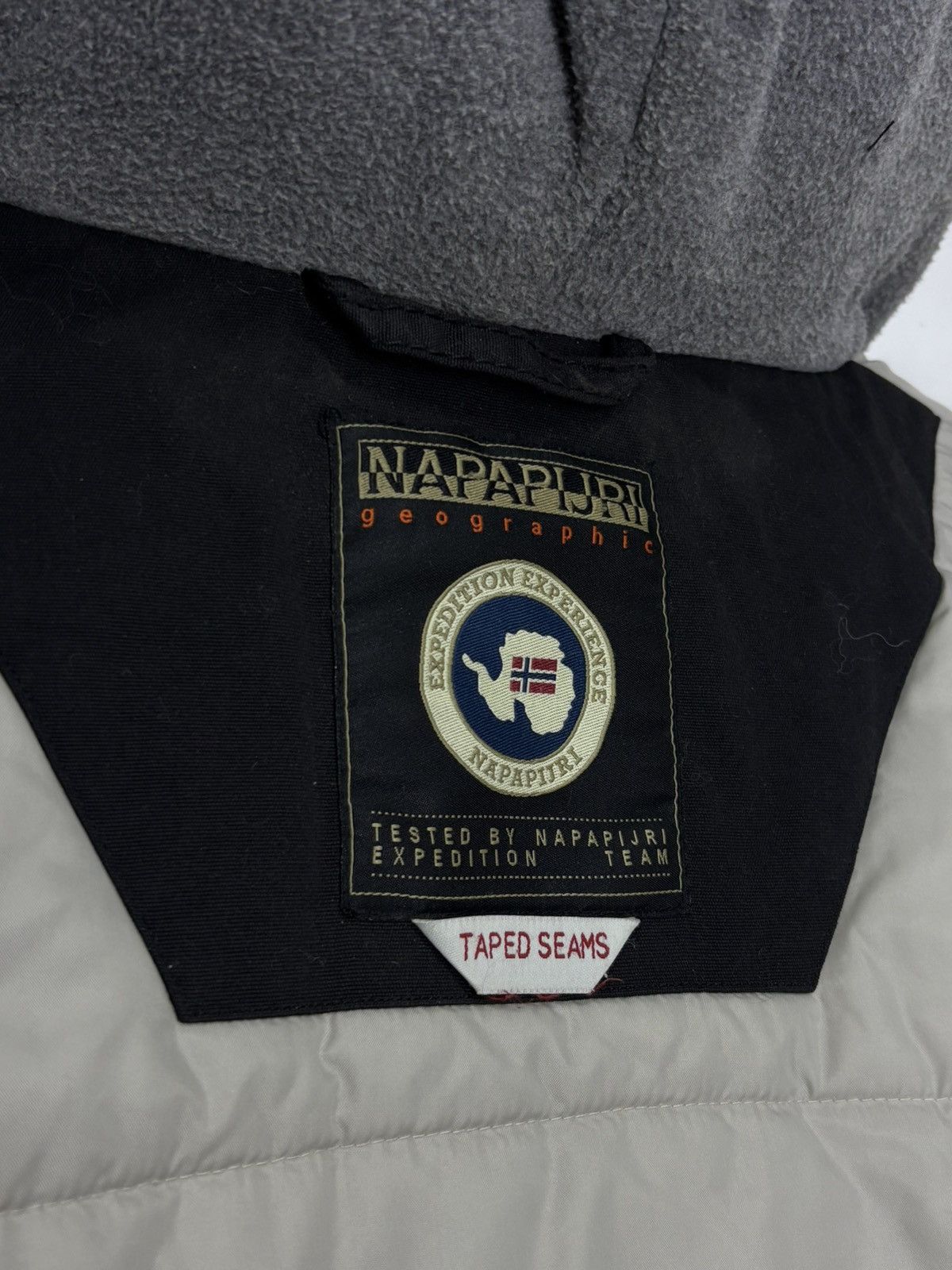 Napapijri Men’s Napapijri Skidoo Winter Jacket Anorak Ski size M Size US M / EU 48-50 / 2 - 22 Thumbnail