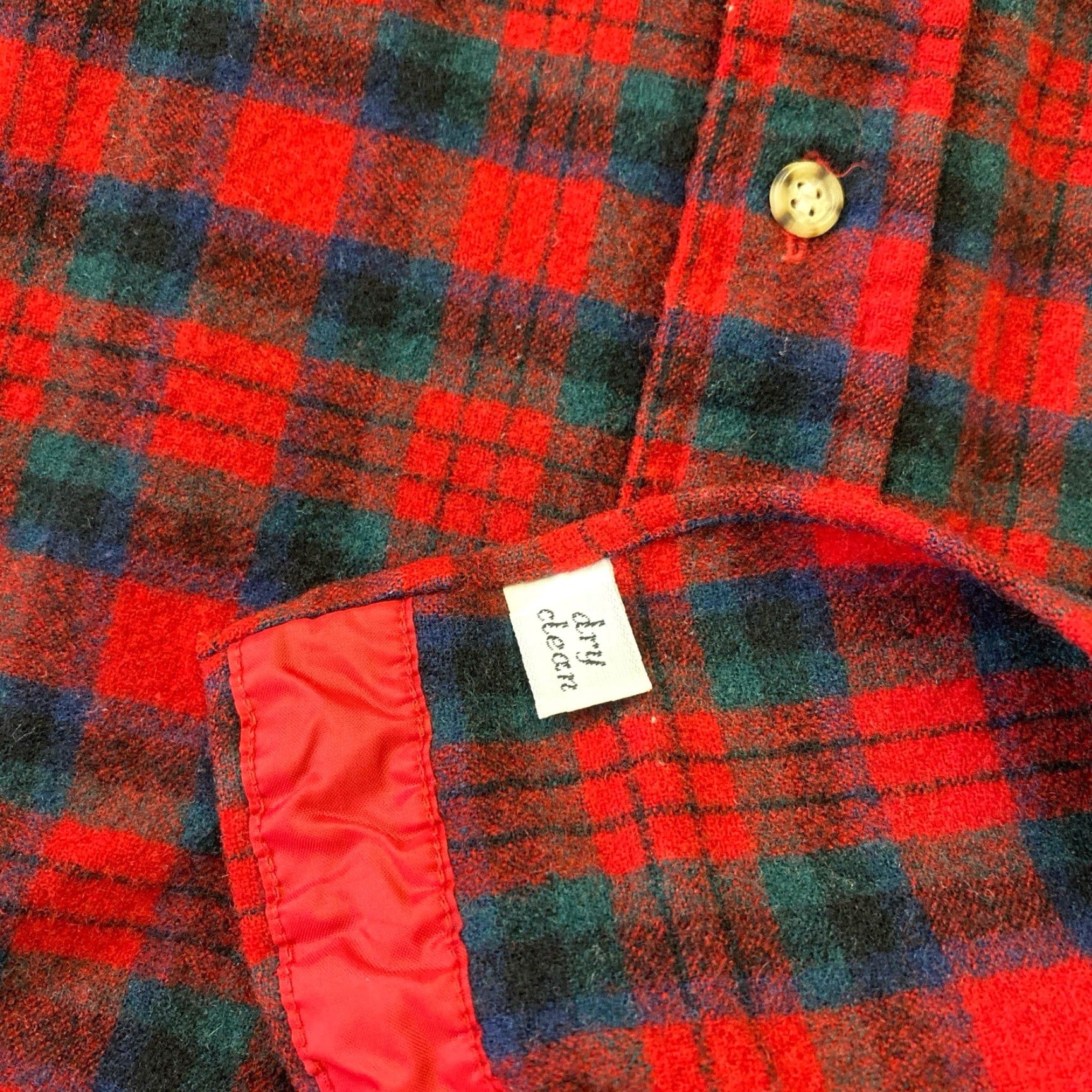 Pendleton VINTAGE Pendleton Wool Flannel Shirt Red Plaid Men L Button-Up Casual Workwear 70s USA Mens Size US L / EU 52-54 / 3 - 4 Thumbnail