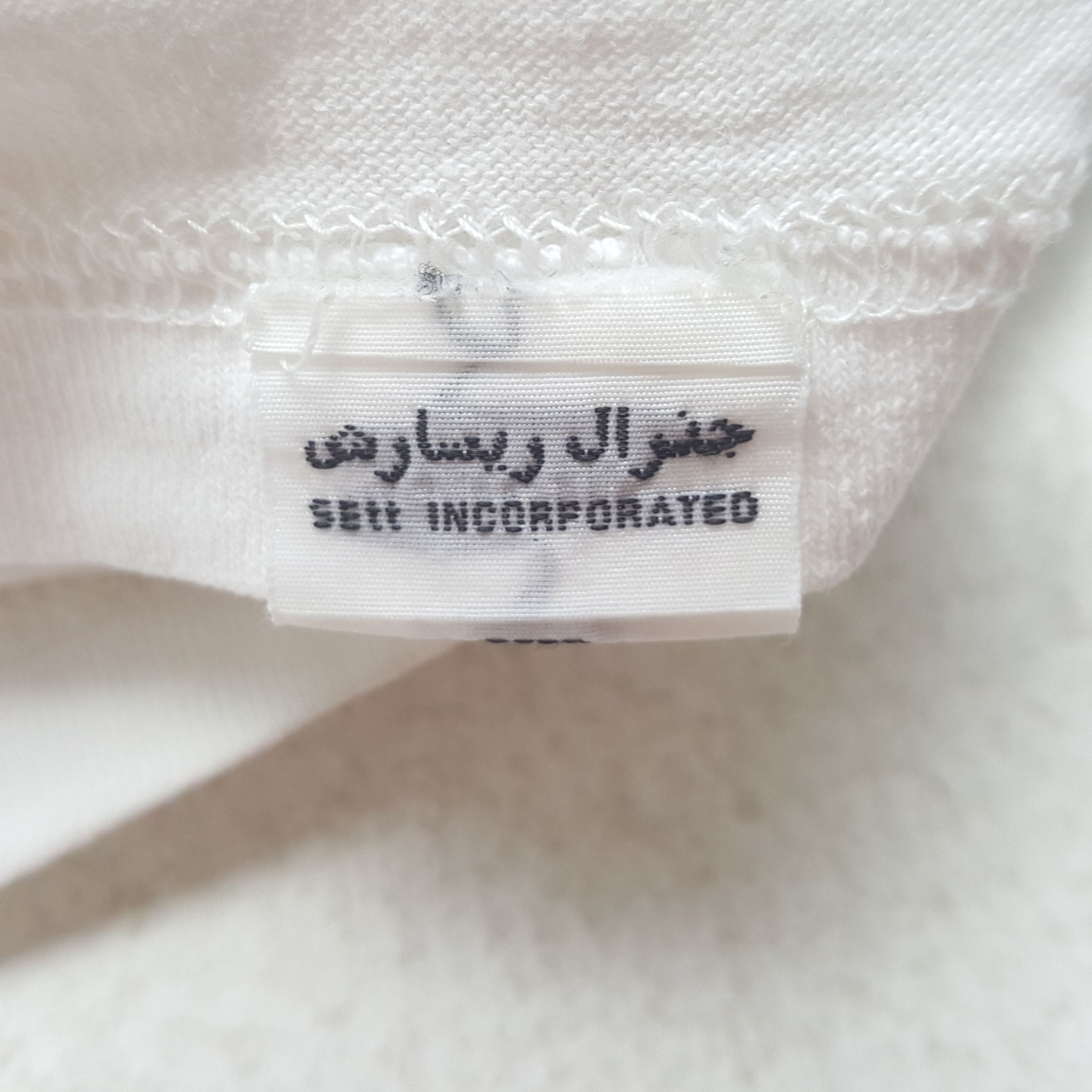 General Research × Japanese Brand × Vintage Vintage GENERAL RESEARCH Japanese Fashion Brand T-Shirts Size US L / EU 52-54 / 3 - 5 Thumbnail