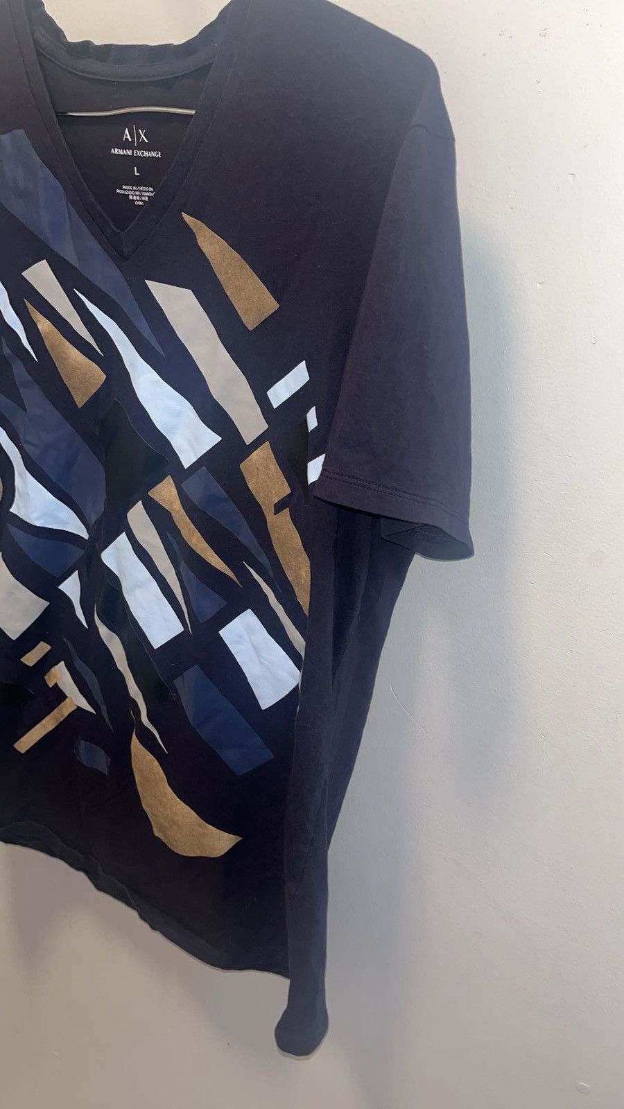 Armani Exchange Blue Vintage graphic v neck Size US L / EU 52-54 / 3 - 5 Thumbnail