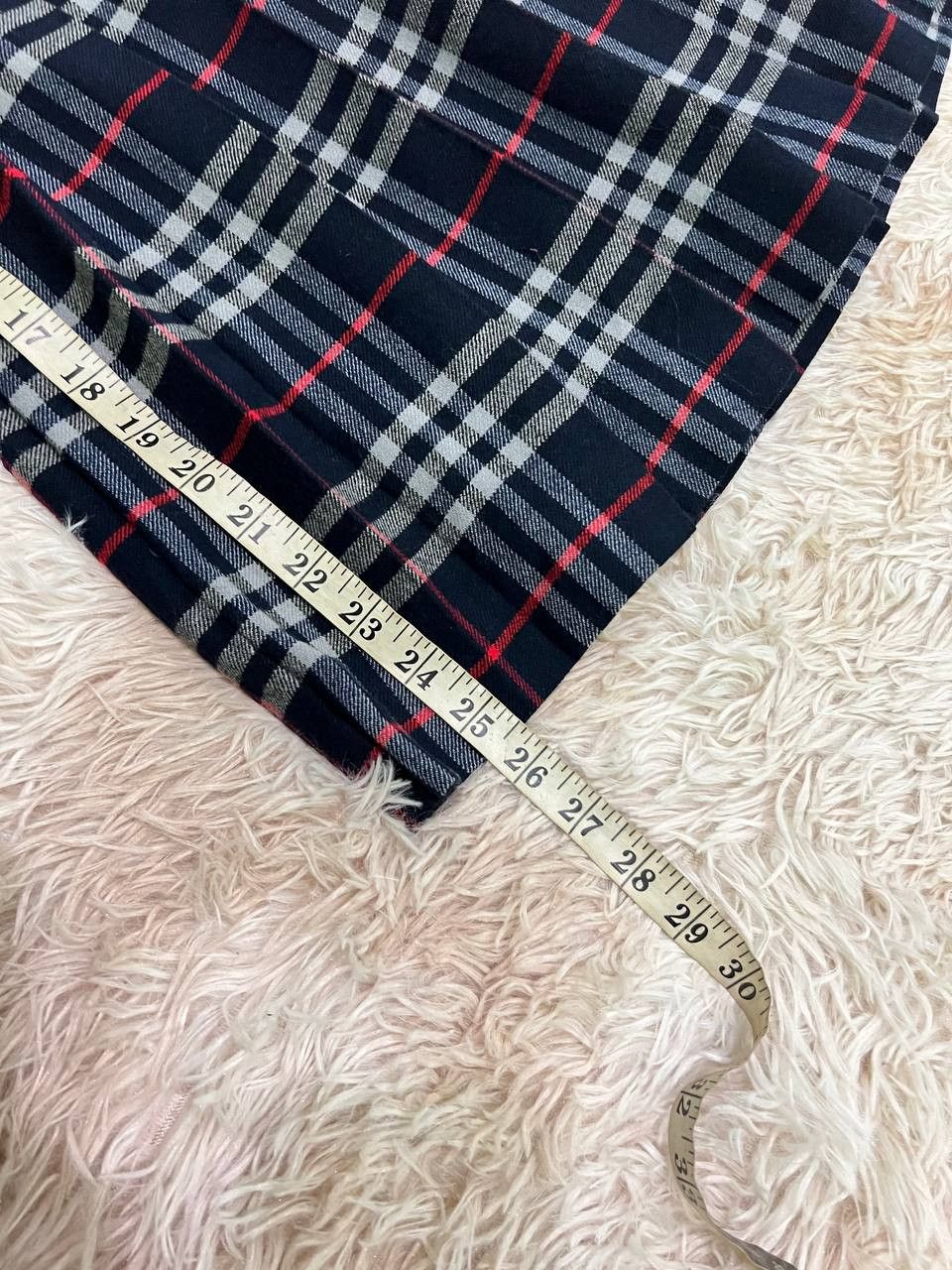 Burberry Vintage 90’s Burberrys Wool Pleated Midi Skirt Size 25" / US 0 / IT 36 - 8 Thumbnail