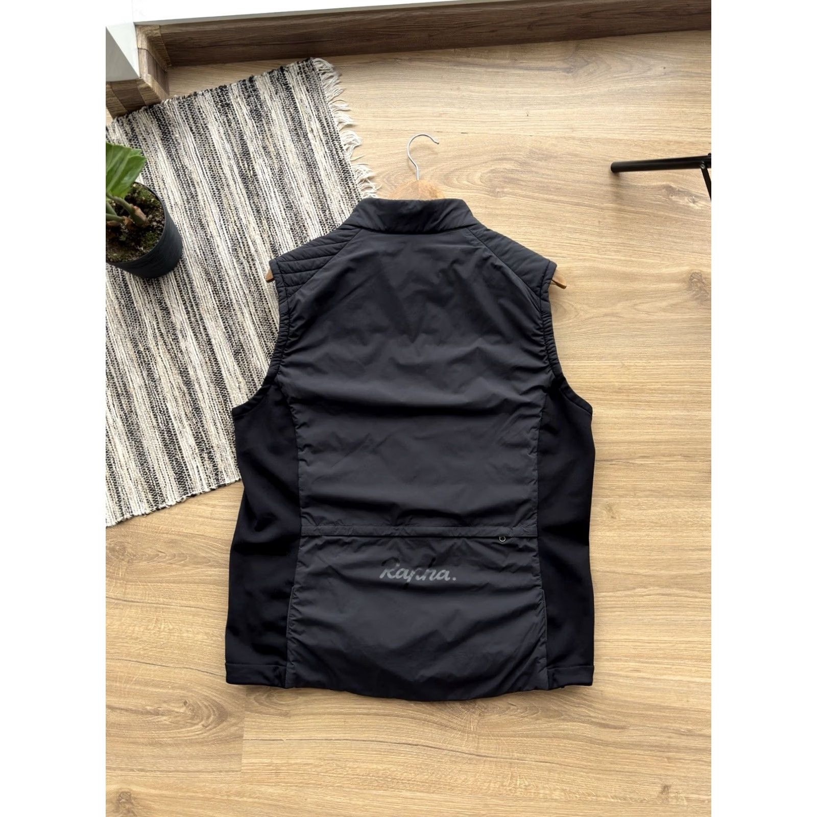 Rapha Rapha Woman Performance Cycling Full Zip Gray Black Jacket Nylon Vest XL Windbreaker Women XL Urban Outdoor Cycling Italy USA Streetwear Roadwear Size XL / US 12-14 / IT 48-50 - 3 Thumbnail
