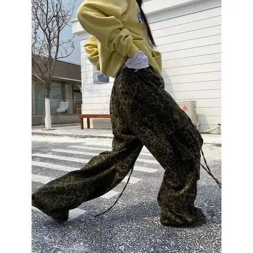 Retro leopard print paratrooper multi-pocket cargo trousers