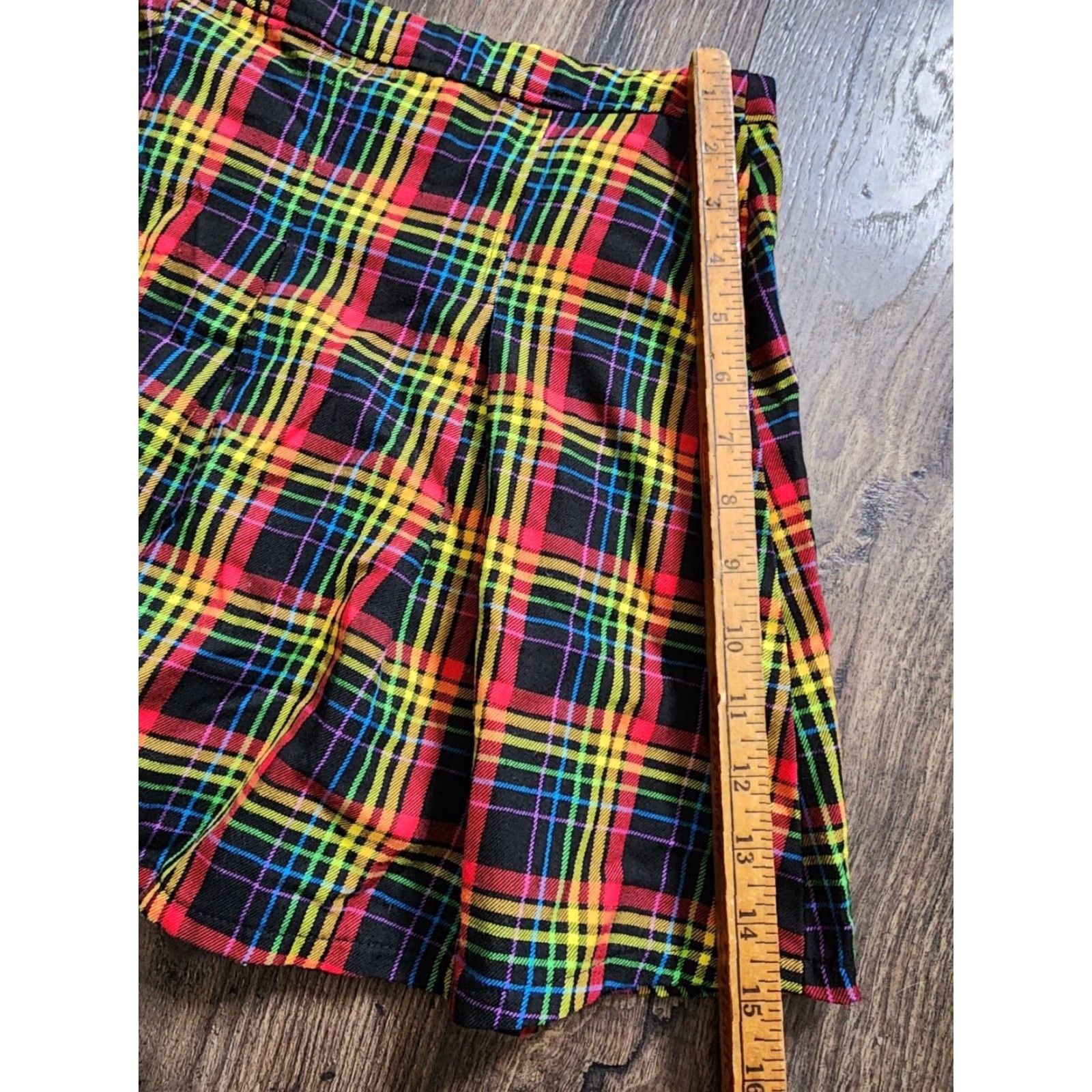 Hot Topic HOT TOPIC XS Mini Skirt Women RAINBOW Tartan Plaid Grunge Goth Skater Size 26" / US 2 / IT 38 - 3 Thumbnail