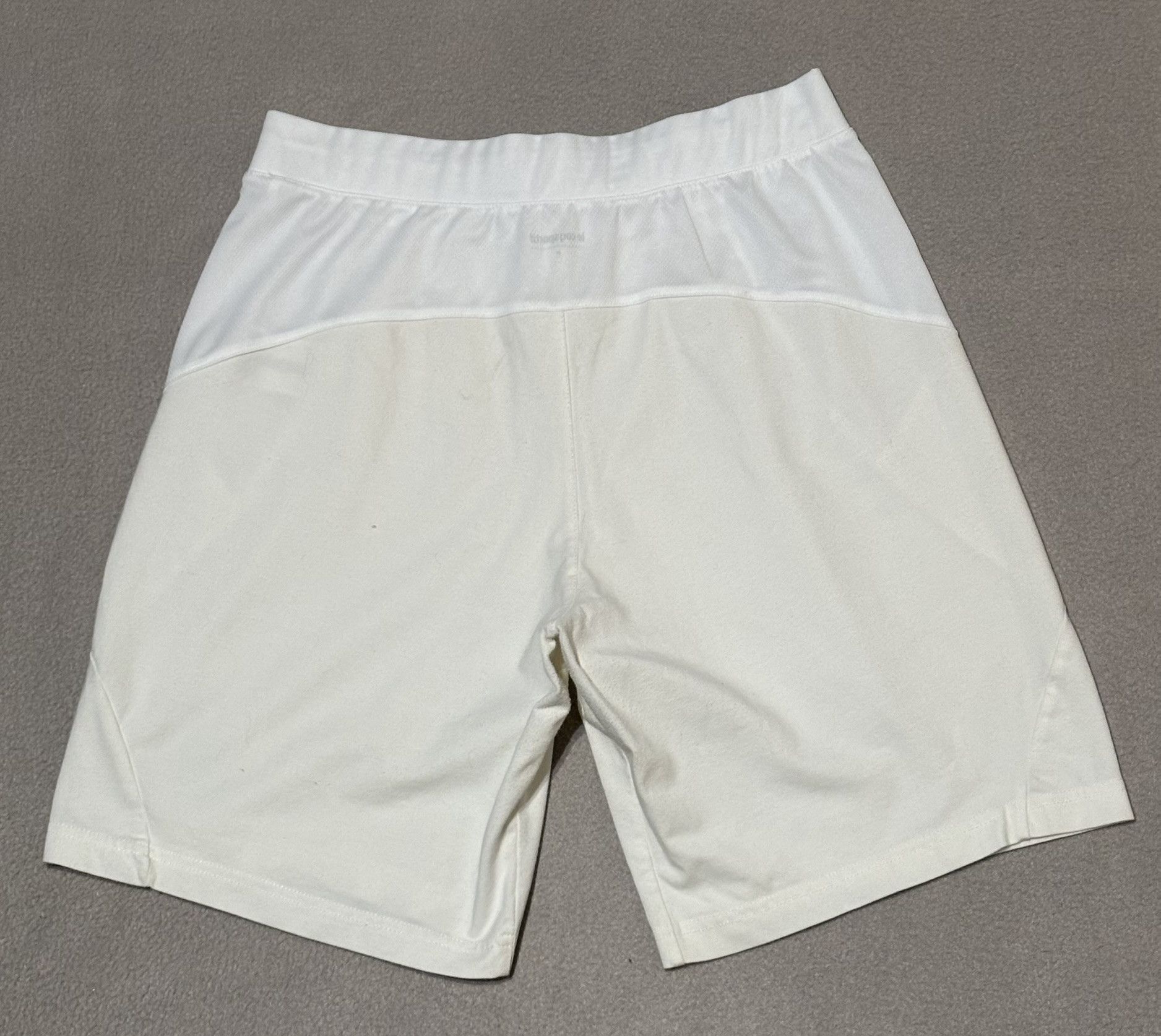 Le Coq Sportif AC Fiorentina 2019/2020 Le Coq Sportif Football Shorts Size US 32 / EU 48 - 11 Thumbnail