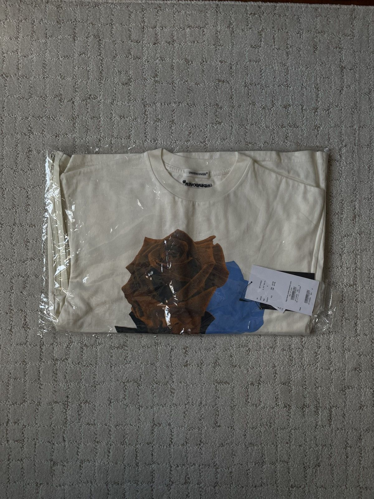 Undercover Undercover Flower Tee 'Off White' Size US M / EU 48-50 / 2 - 1 Thumbnail