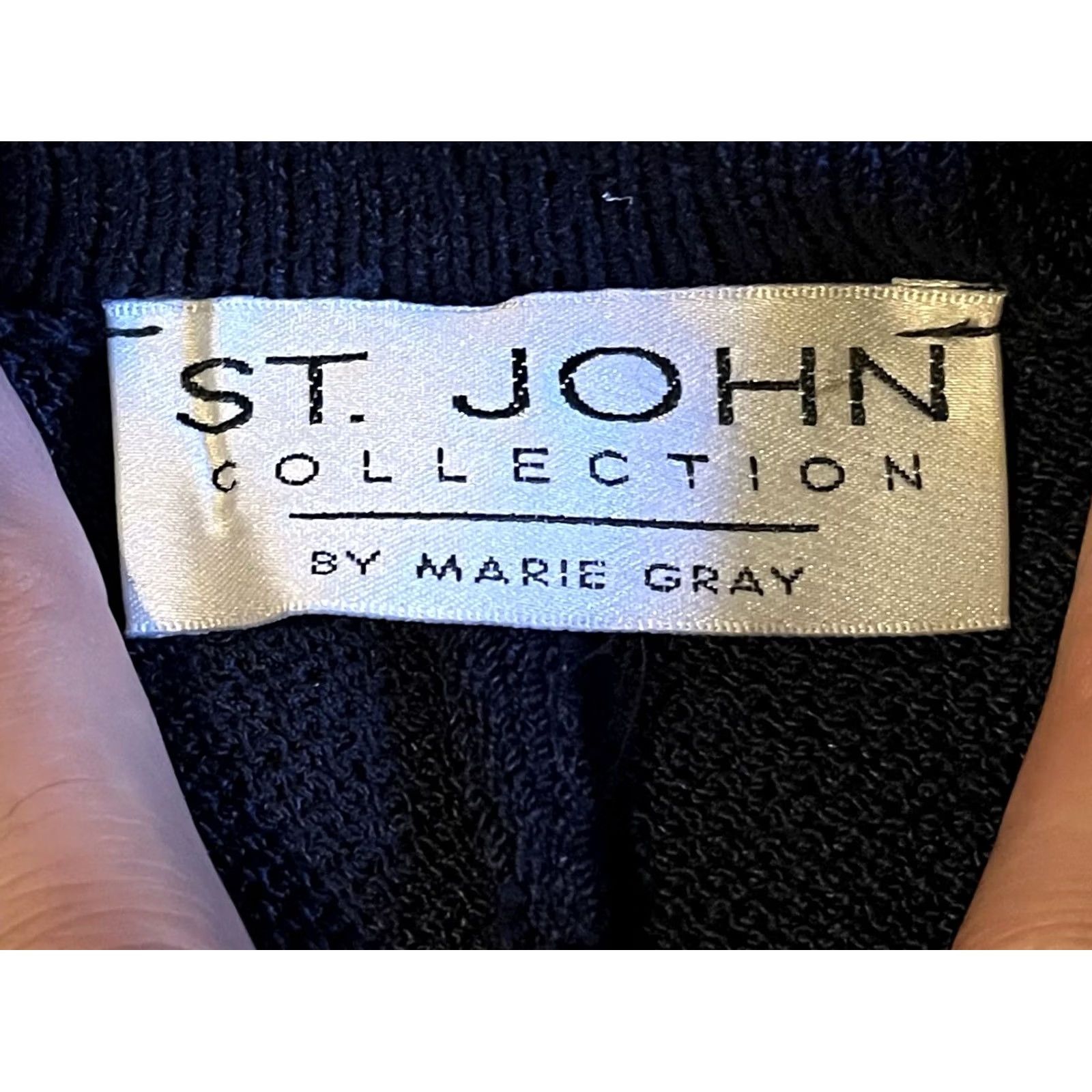 St. John St. John Collection Santana Knit Stretch Pants Women’s 4 Black Dress Pants Slim Straight Waist 24" Inseam 26" Wool Pleated Burnished Size 27" / US 4 / IT 40 - 4 Thumbnail