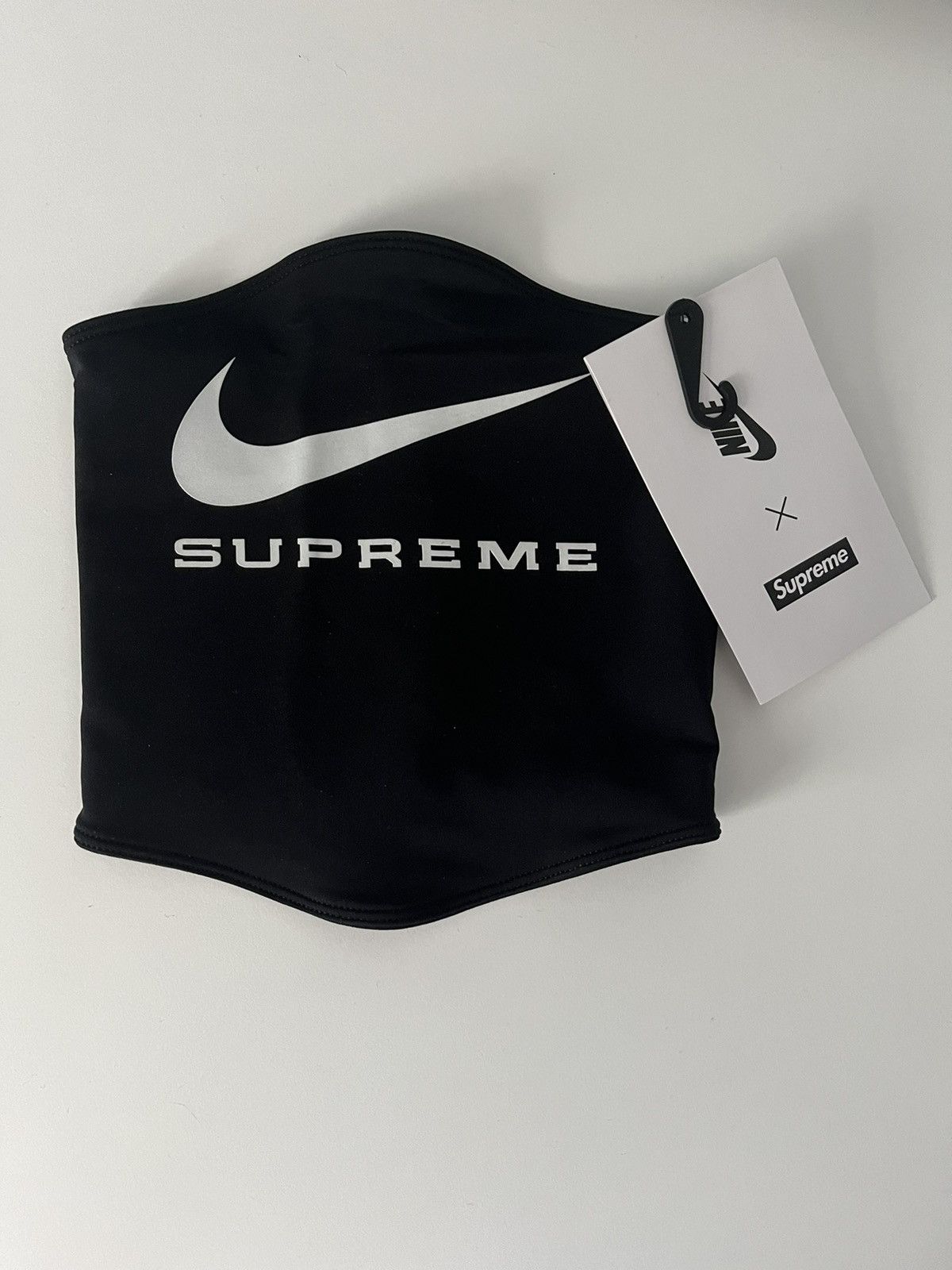 新品未開封 21ss Supreme × Nike Neck Warmer 黒 Supreme unveils new SS21 collection in collaboration with Nike