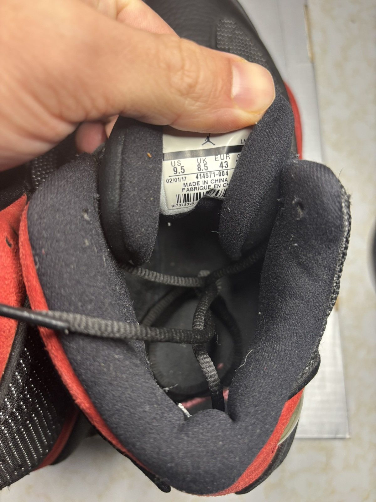 Jordan Brand Air Jordan 13 Retro 2017 Bred 2017 Size US 9.5 / EU 42-43 - 6 Thumbnail