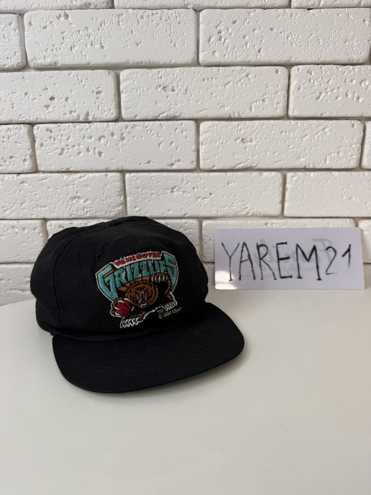 Sports Specialties Vancouver Grizzlies 1994 vintage Sports Specialties cap Size ONE SIZE - 1 Thumbnail