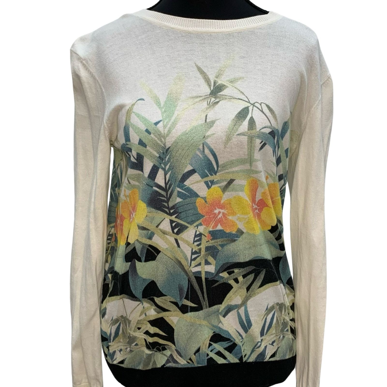 Tommy Bahama Vintage Tommy Bahama Fitted Long Sleeve Tropical Blouse Size S / US 4 / IT 40 - 1 Thumbnail