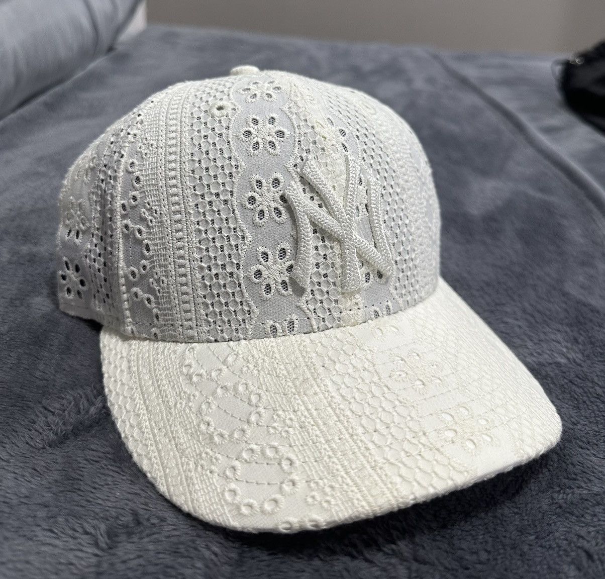 Kith × New Era × New York Yankees Kith Yankess Cotton Eyelet