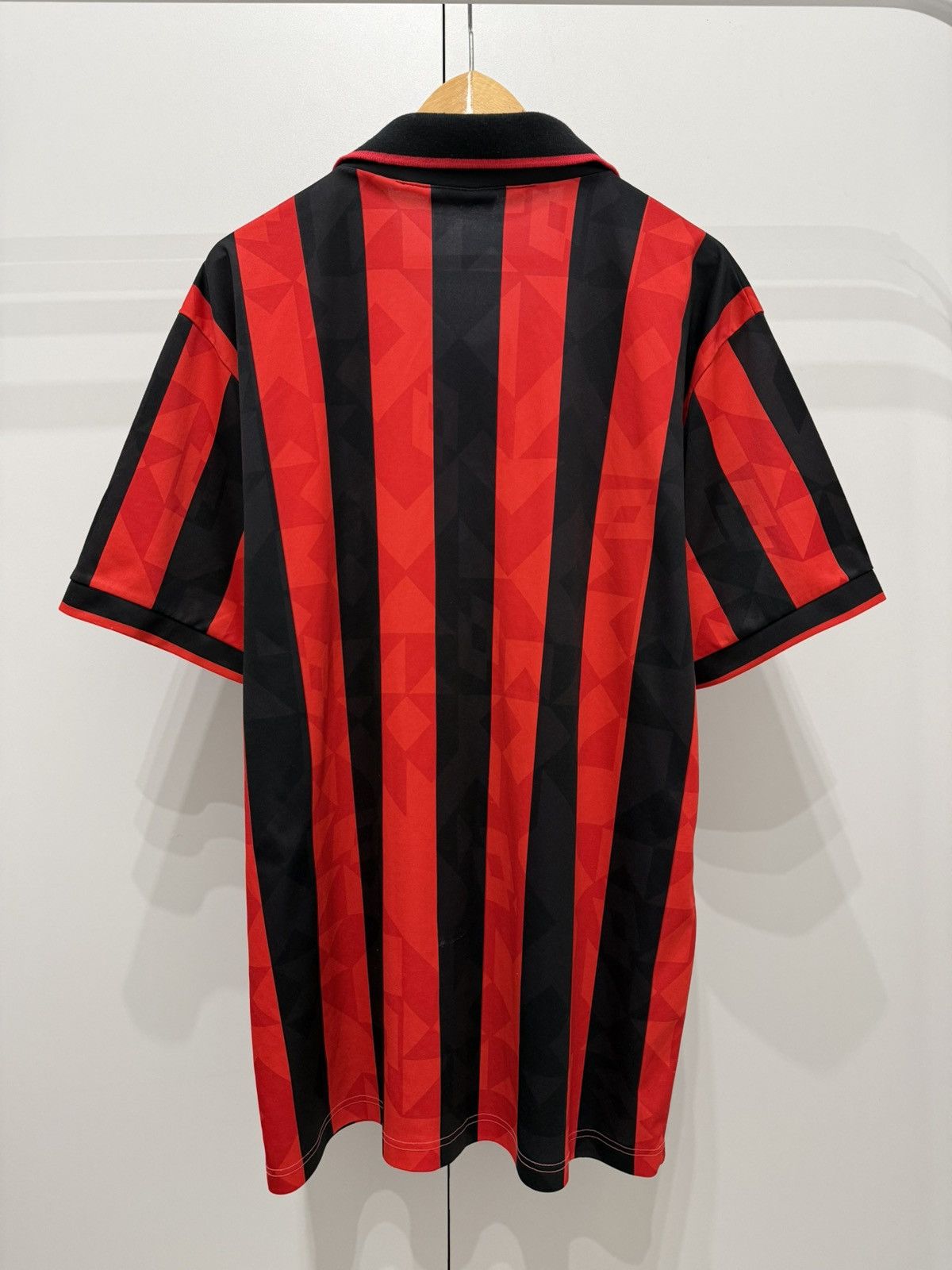 Lotto Sport Vintage Lotto AC Milan 1993-94 Home Football Jersey Soccer Size US XL / EU 56 / 4 - 6 Thumbnail