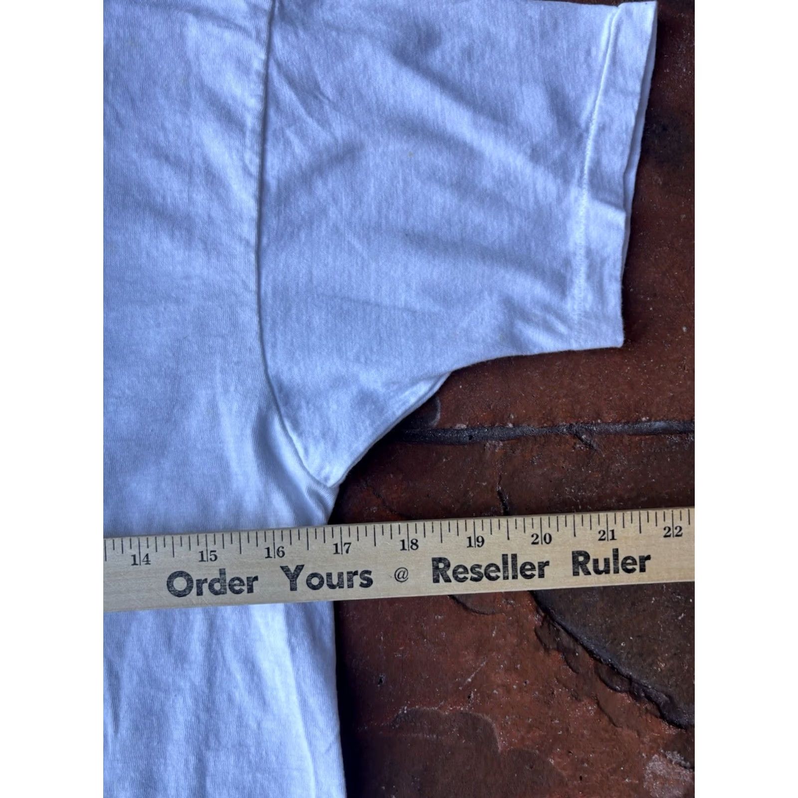 Vintage VINTAGE NY Metropolitan Saving Bank T-Shirt L White 50/50 Crew Neck Short Sleeve Men 70s 80s Logo Graphic Print Size US L / EU 52-54 / 3 - 6 Thumbnail