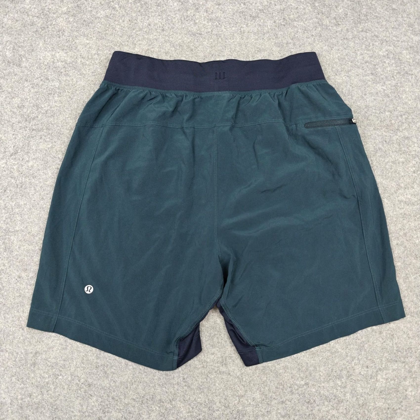 Lululemon Lululemon Mens Small Green Running Shorts Microfiber Athletic 9 Inch Size US 29 - 3 Thumbnail