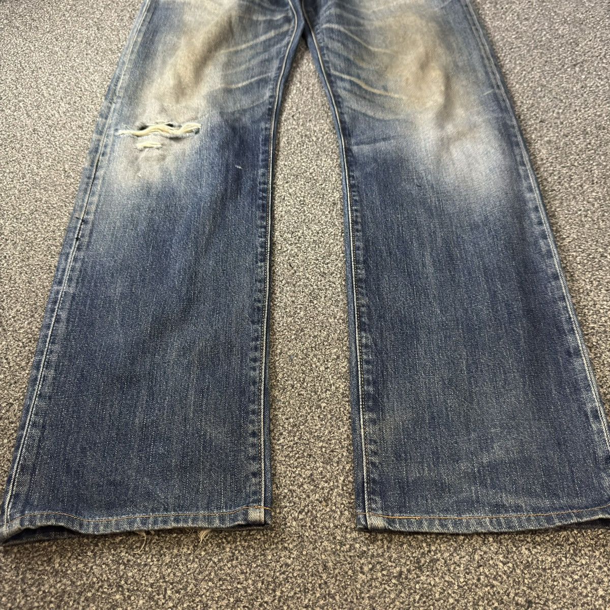 Engineered Garments × Levi's Vintage y2k Levis 502 Thrashed Distressed Dirty Washed Denim Size US 34 / EU 50 - 7 Thumbnail