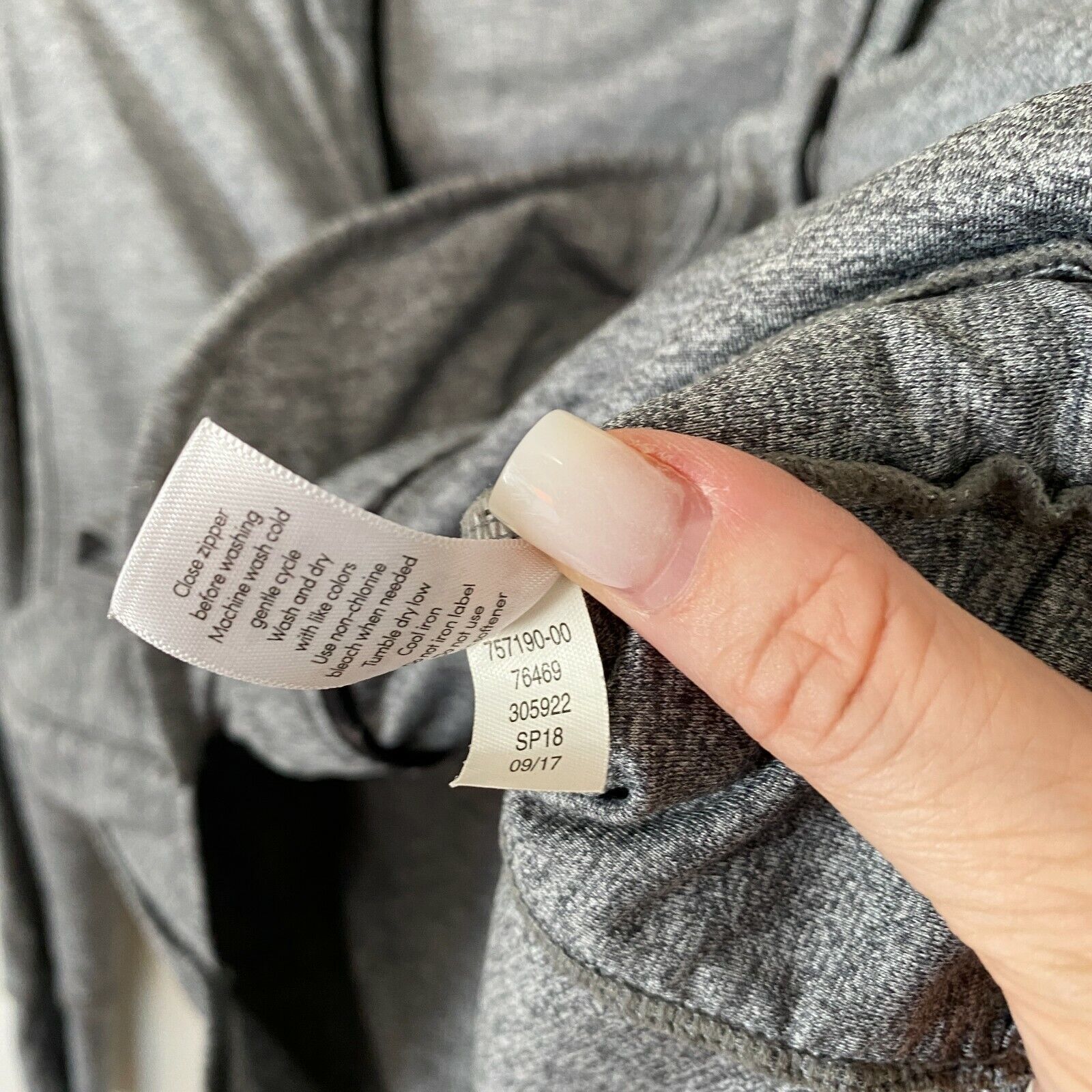 Athleta Athleta Med Gray Baja UPF 50+ Hooded Zip Jacket Pockets XXS Size XXS / US 00 / IT 34 - 7 Thumbnail