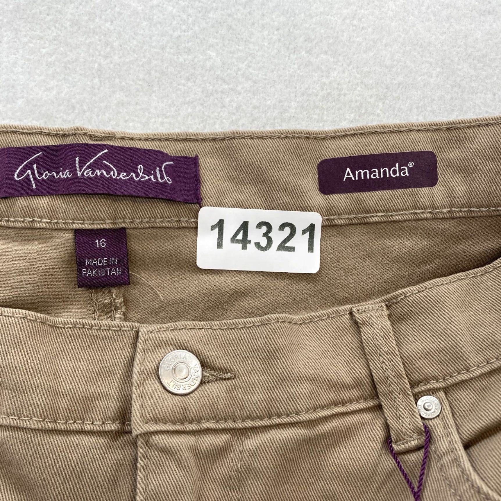 Gloria Vanderbilt Gloria Vanderbilt Amanda Jeans Women's 16 Brown Denim Tapered Leg Classic Pants Jeans Size 25" / US 0 / IT 36 - 4 Thumbnail
