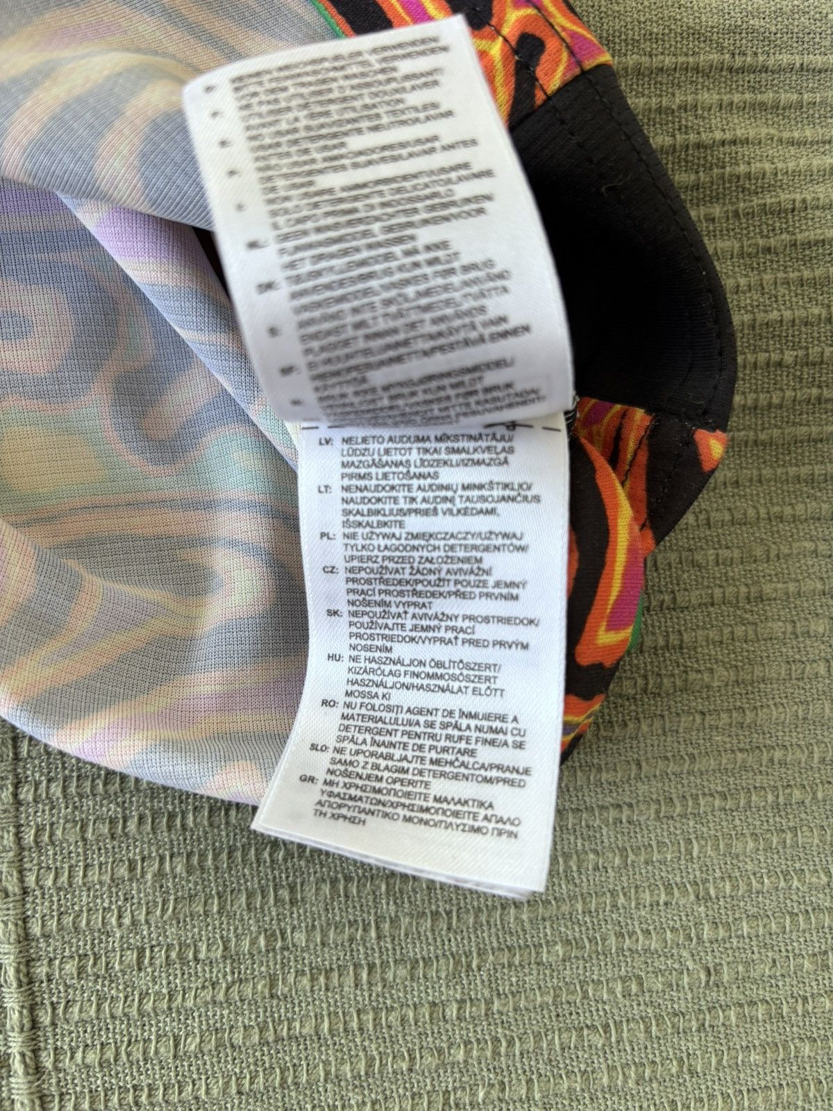Adidas × Jeremy Scott Adidas x Jeremy Scott Psychedelic Climachill Tee – Very Rare Size US S / EU 44-46 / 1 - 7 Thumbnail