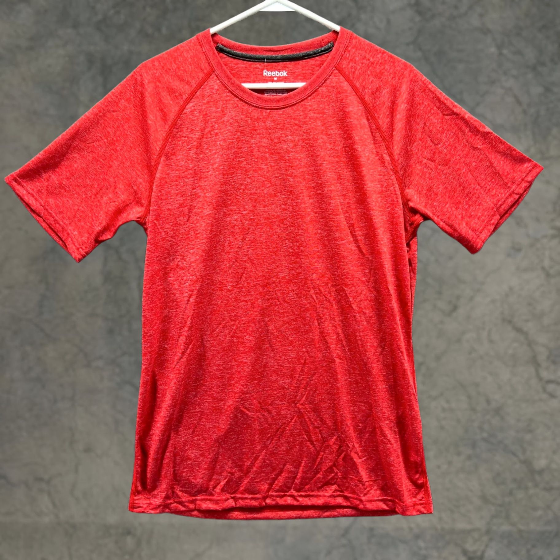 Reebok VINTAGE Reebok Shirt Mens M Red Athletic Jersey Crewneck Playdry Training Gym Size US M / EU 48-50 / 2 - 1 Thumbnail