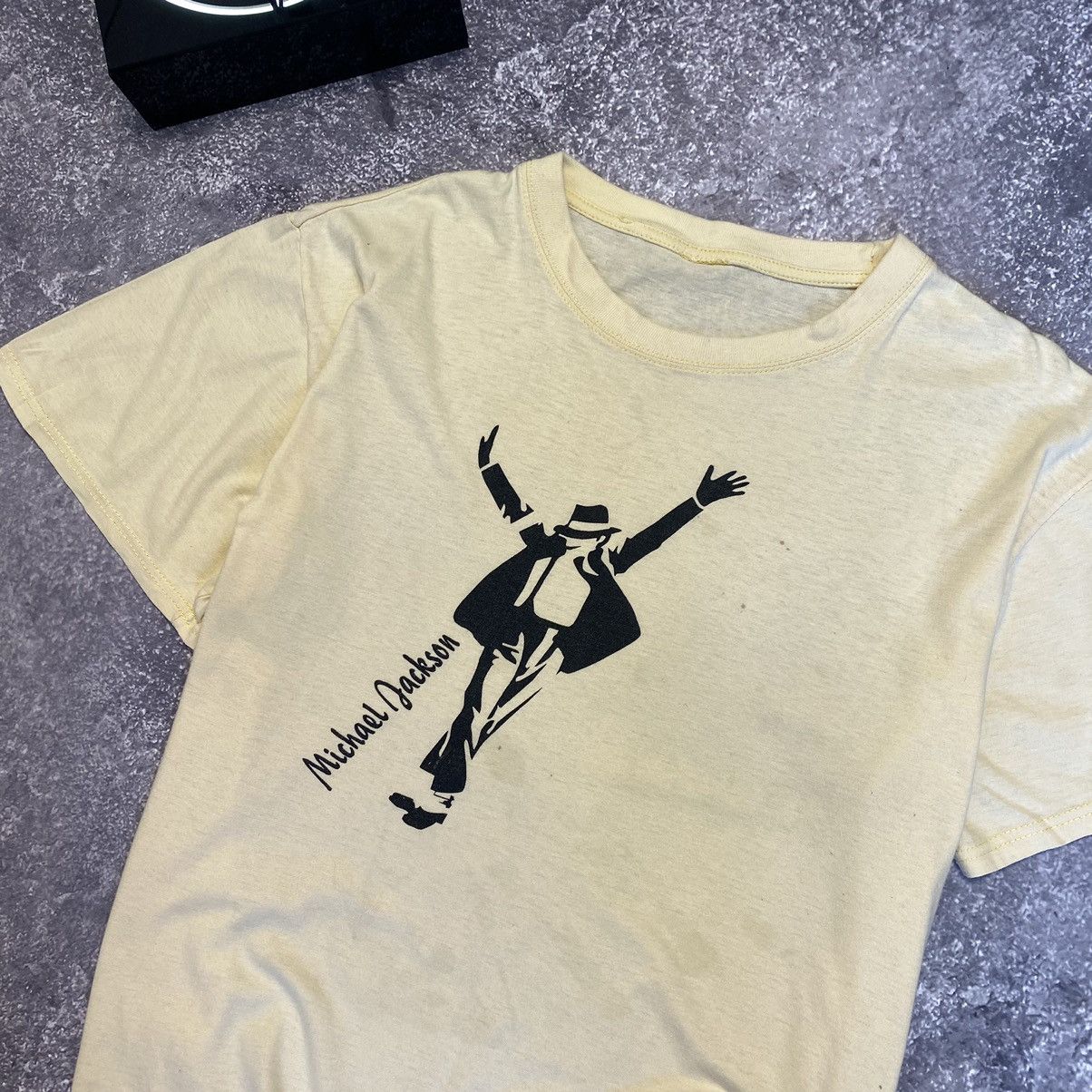 Band Tees Vintage Michael Jackson Big logo Band 90’s tee Size US M / EU 48-50 / 2 - 3 Thumbnail