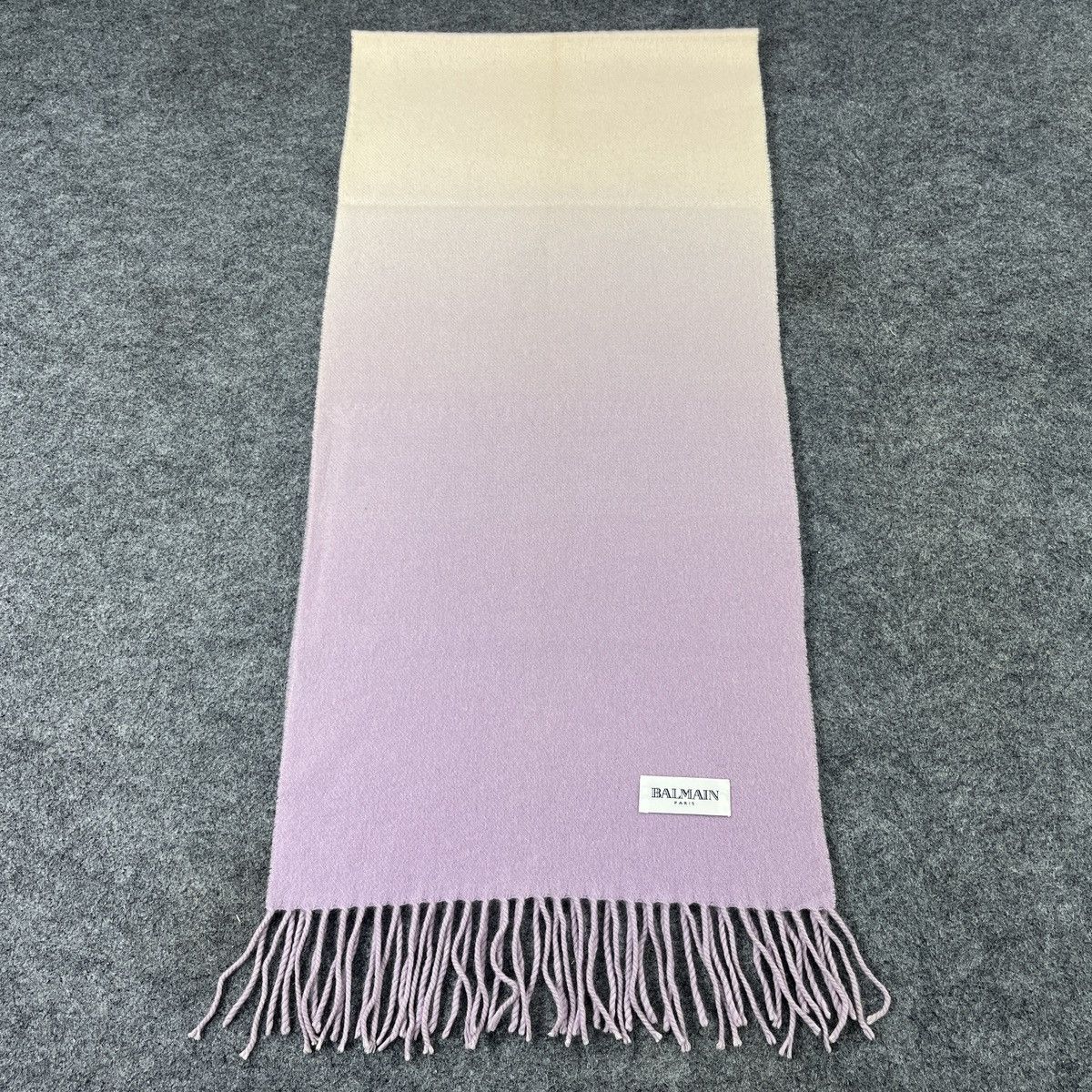 Vintage Vintage Balmain Scarf / Muffler / Neckwear K009 Size ONE SIZE - 1 Thumbnail