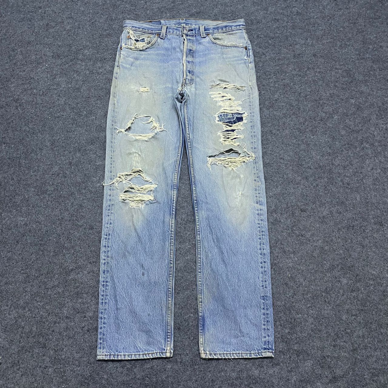 Levi's Vintage Levis 501xx Distressed Denim Kurt Cobain Style Size US 36 / EU 52 - 1 Thumbnail