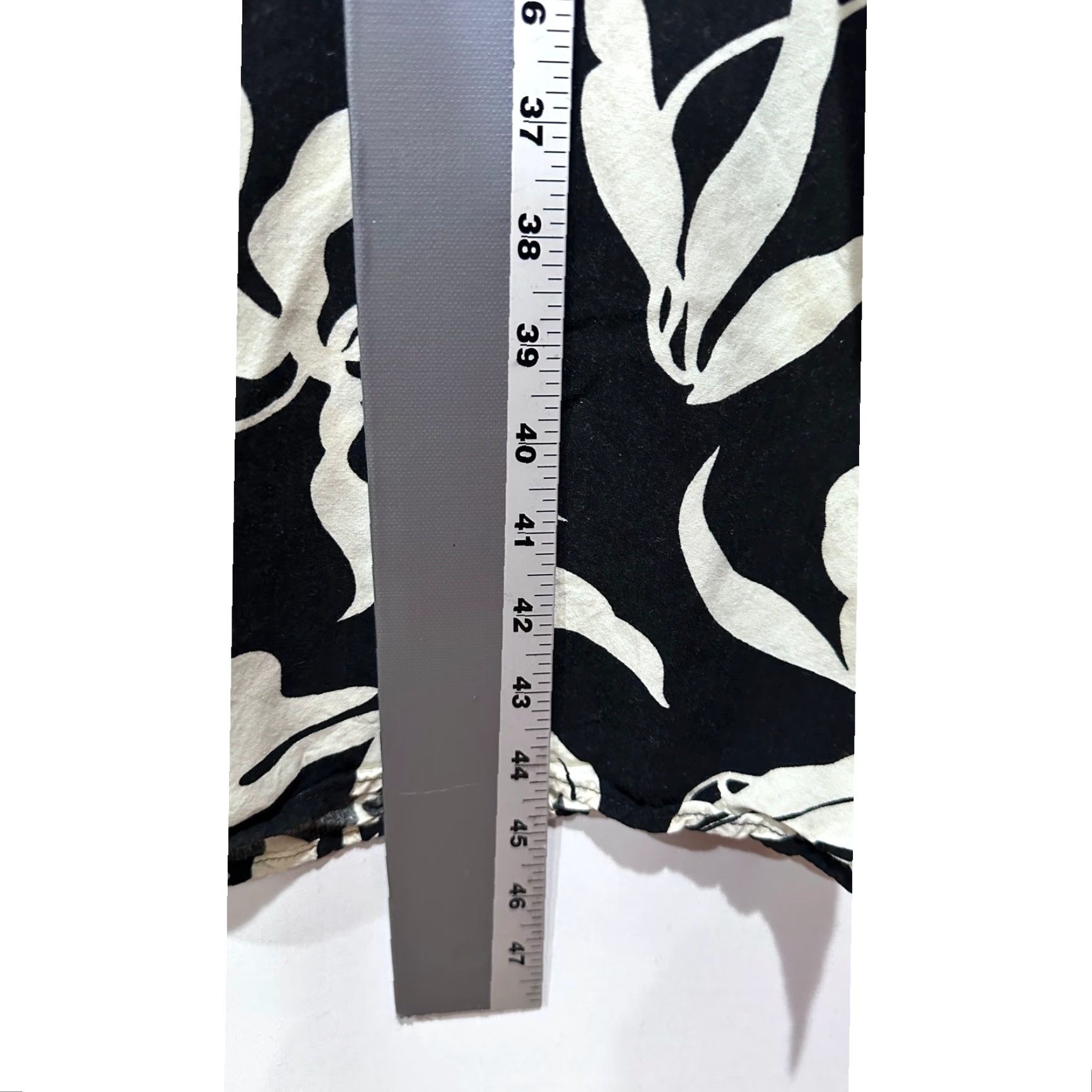 Vintage VINTAGE Lauren Michele Midi Dress Womens M Black Cream Floral Leaf Print Size M / US 6-8 / IT 42-44 - 4 Thumbnail