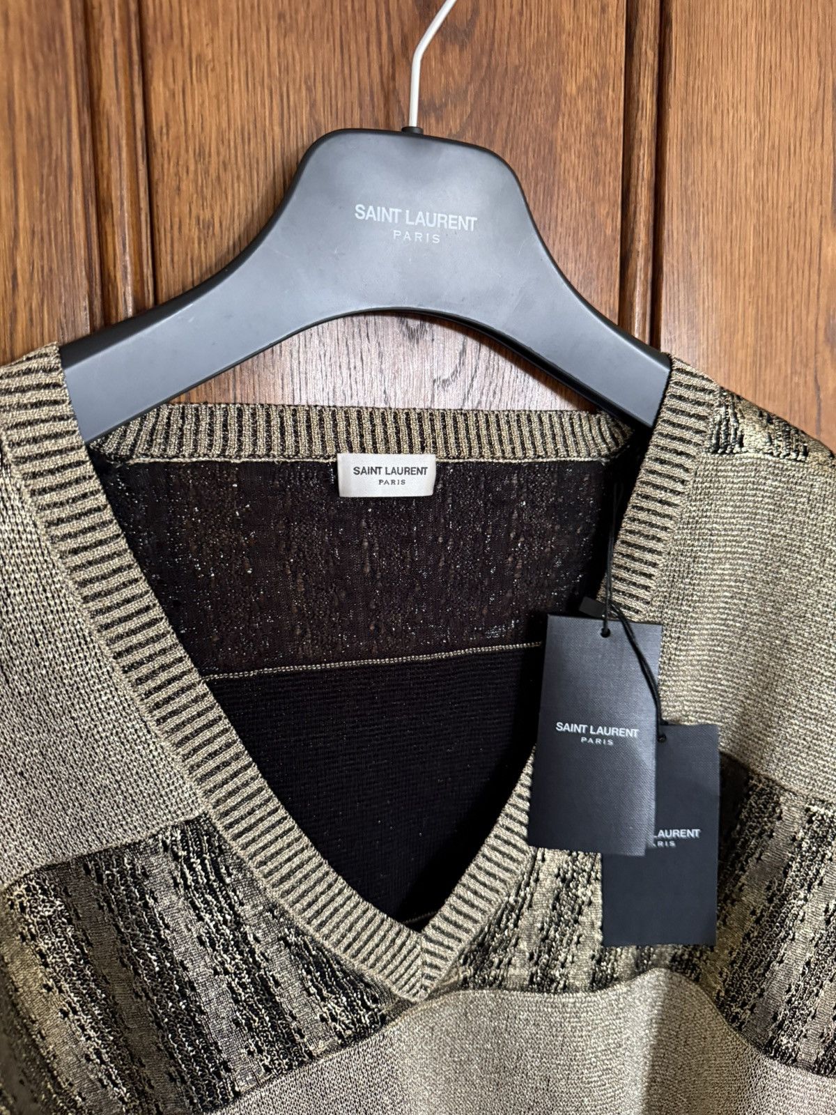 Saint Laurent Paris $1.3k FW19 Saint Laurent metallic gold v neck sweater XL Size US XL / EU 56 / 4 - 14 Thumbnail