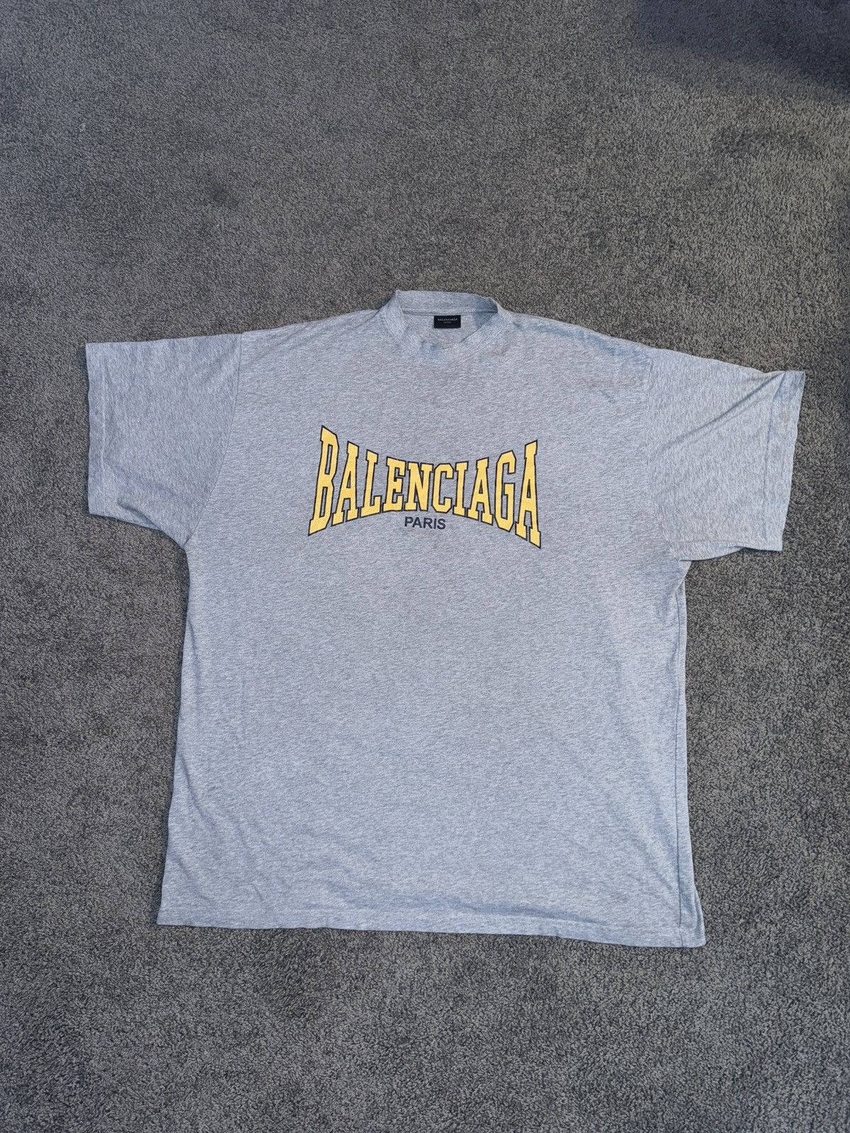Balenciaga Oversized Balenciaga boxer T shirt Size US XL / EU 56 / 4 - 1 Thumbnail